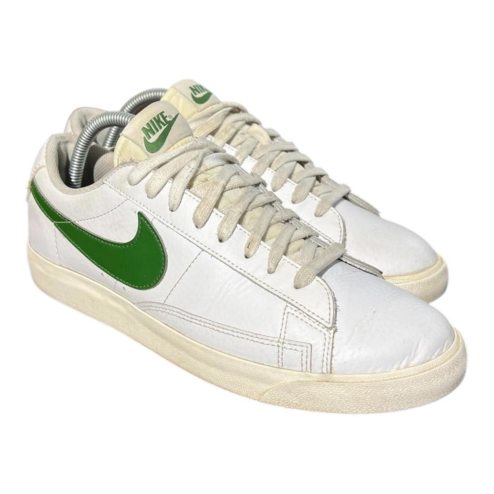 Nike Nike Blazer Low Top Pine Green & White Size US 8.5 / EU 41-42 - 1 Thumbnail
