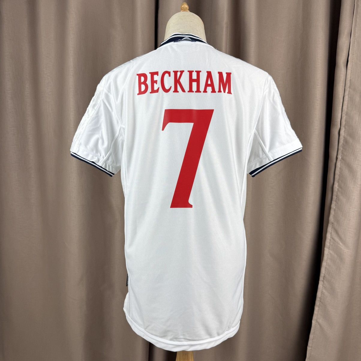 Vintage Vintage England Jersey Size US L / EU 52-54 / 3 - 5 Thumbnail
