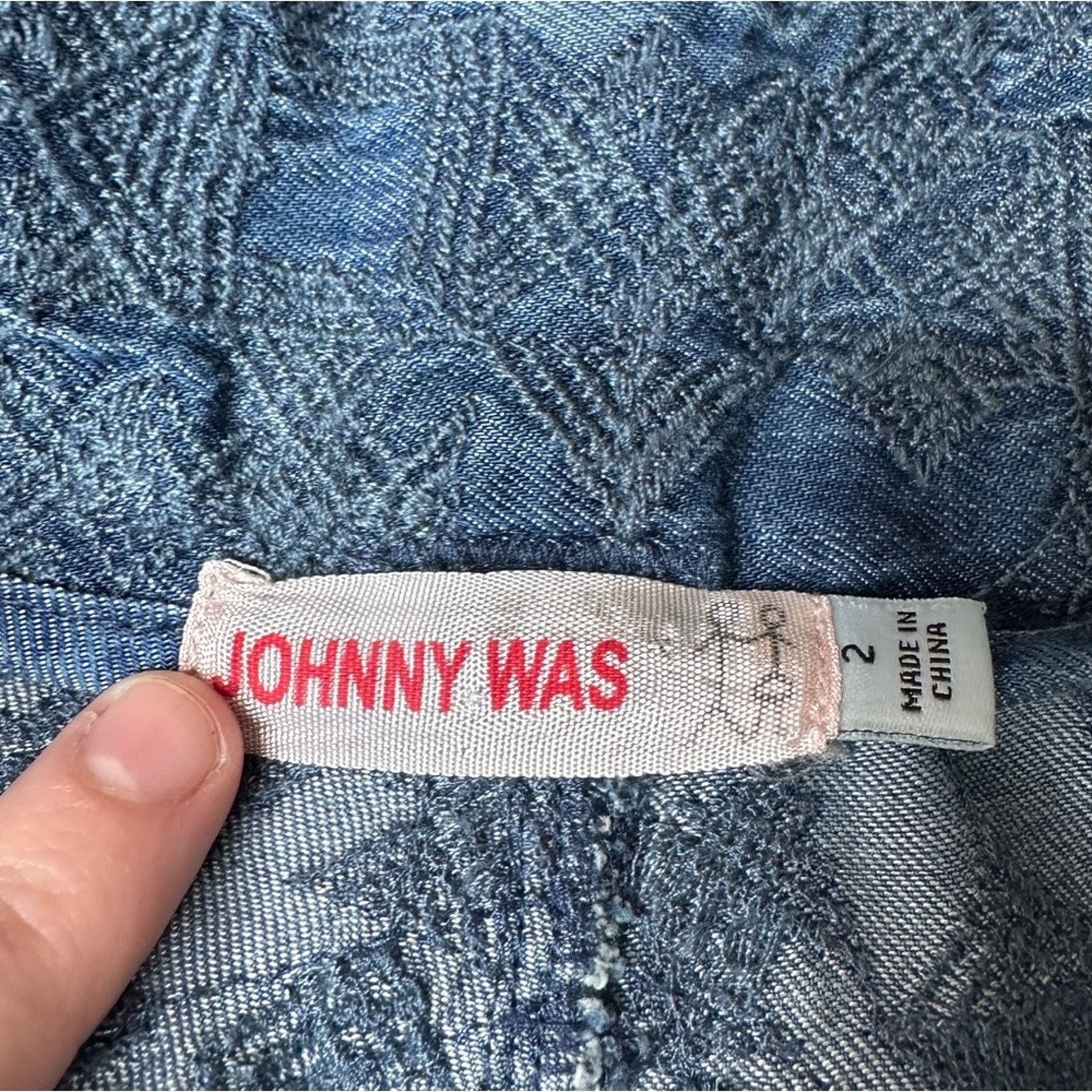 Johnny Was Johnny Was Zuma Embroidered Cargo Denim High Rise Shorts 2 Size 32" / US 10 / IT 46 - 5 Thumbnail
