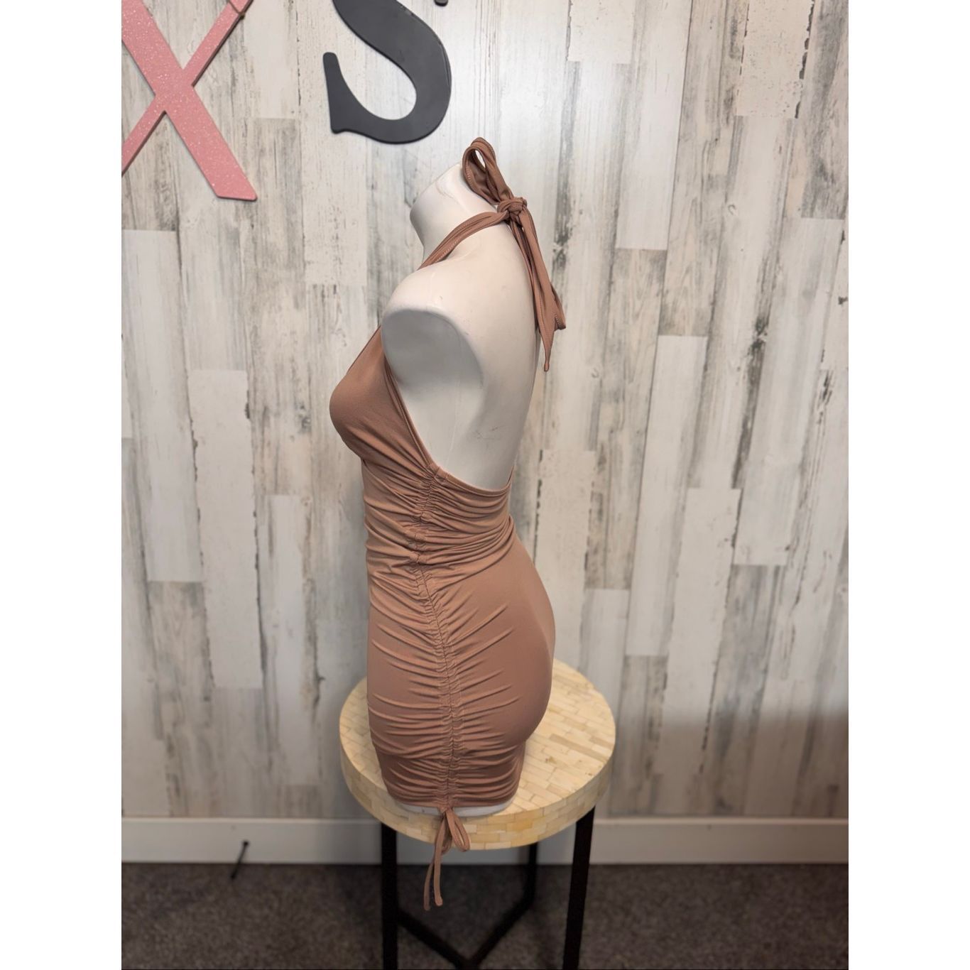 Other Beige Deep V-Neck Ruched Drawstring Halter Backless Mini Dre Size XS / US 0-2 / IT 36-38 - 3 Thumbnail