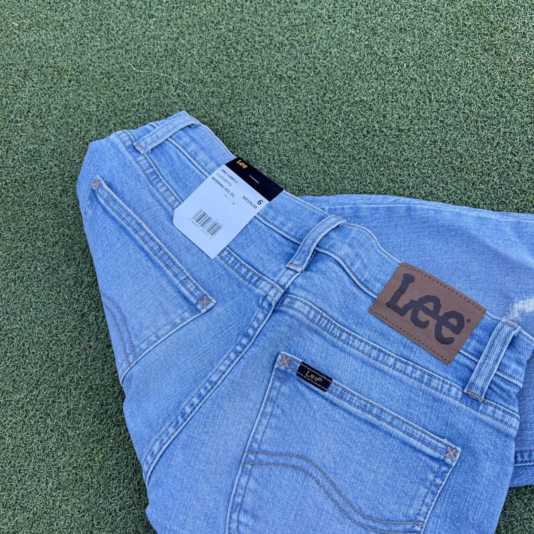 Lee New LEE Womens Flared Jeans Size 6 Medium Wash Cotton Spandex Blend Stretch Size 28" / US 6 / IT 42 - 7 Thumbnail