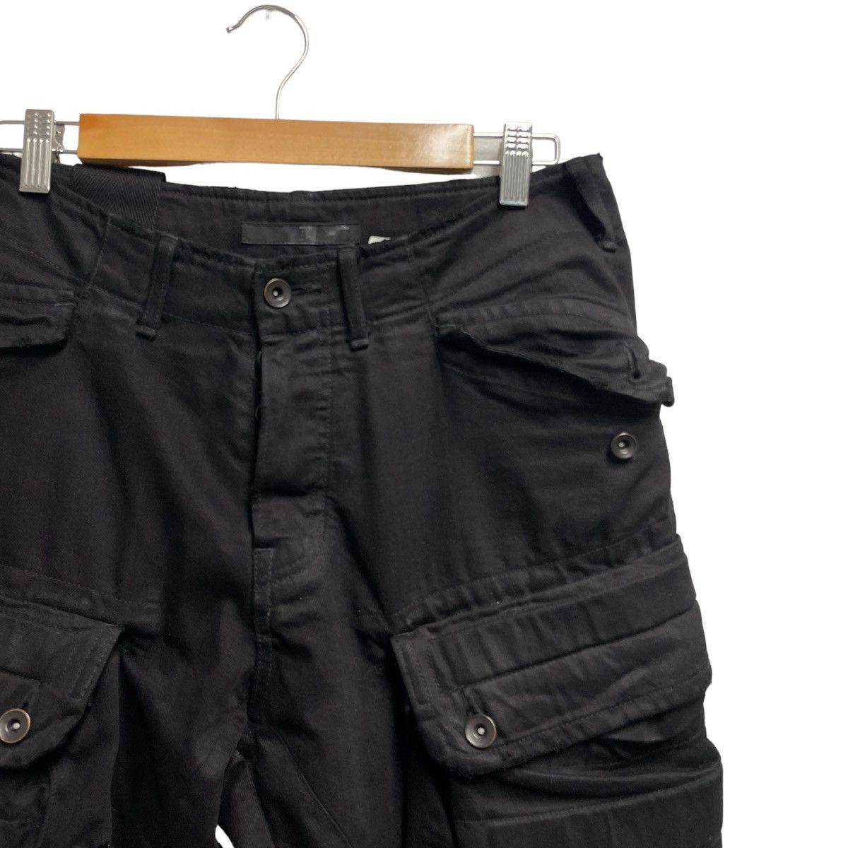Julius fw13 gasmasks cargos