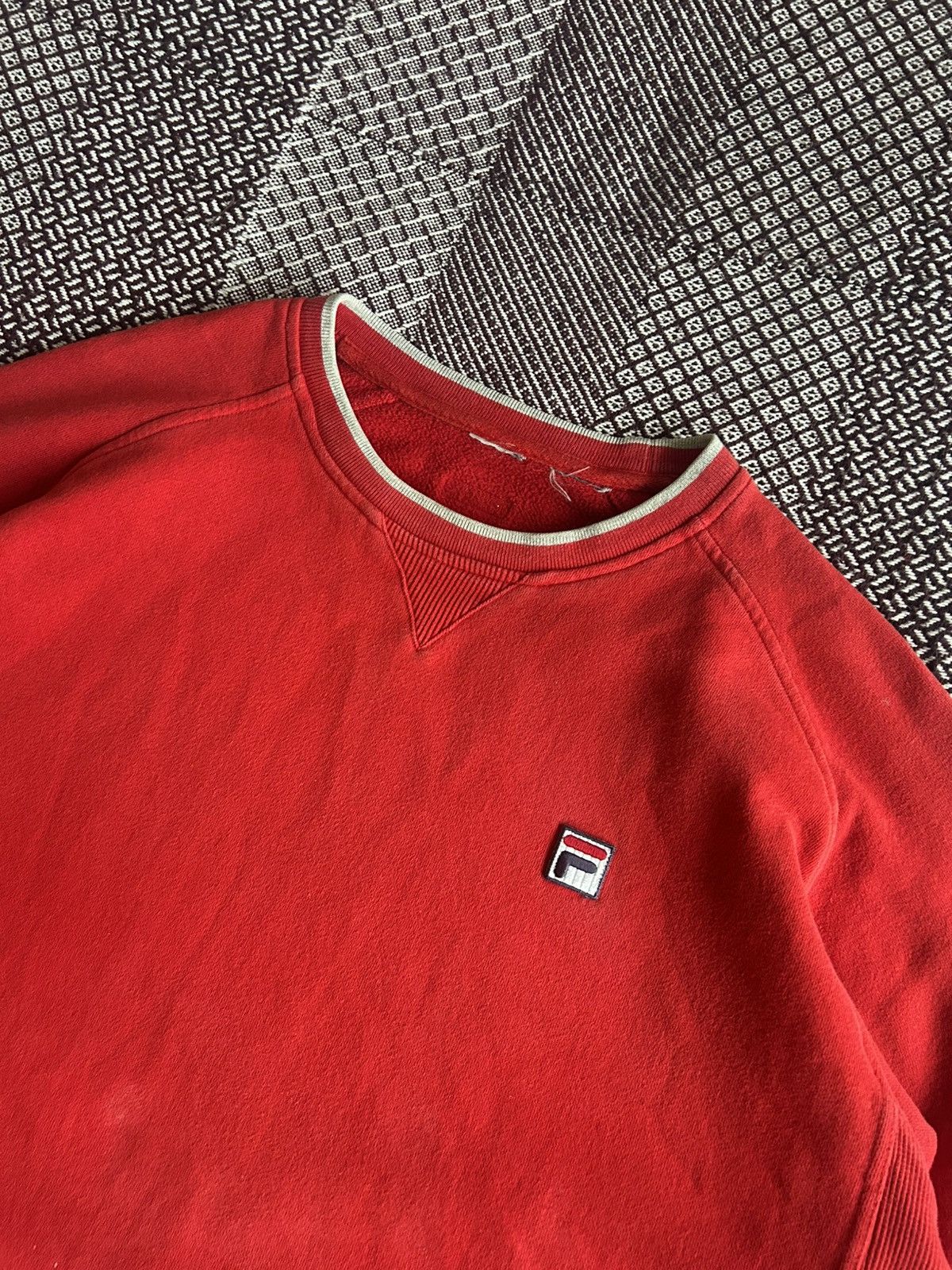 Fila Vintage Fila Sweatshirt Crewneck 00s Casual Unisex Size XL Size US XL / EU 56 / 4 - 3 Thumbnail