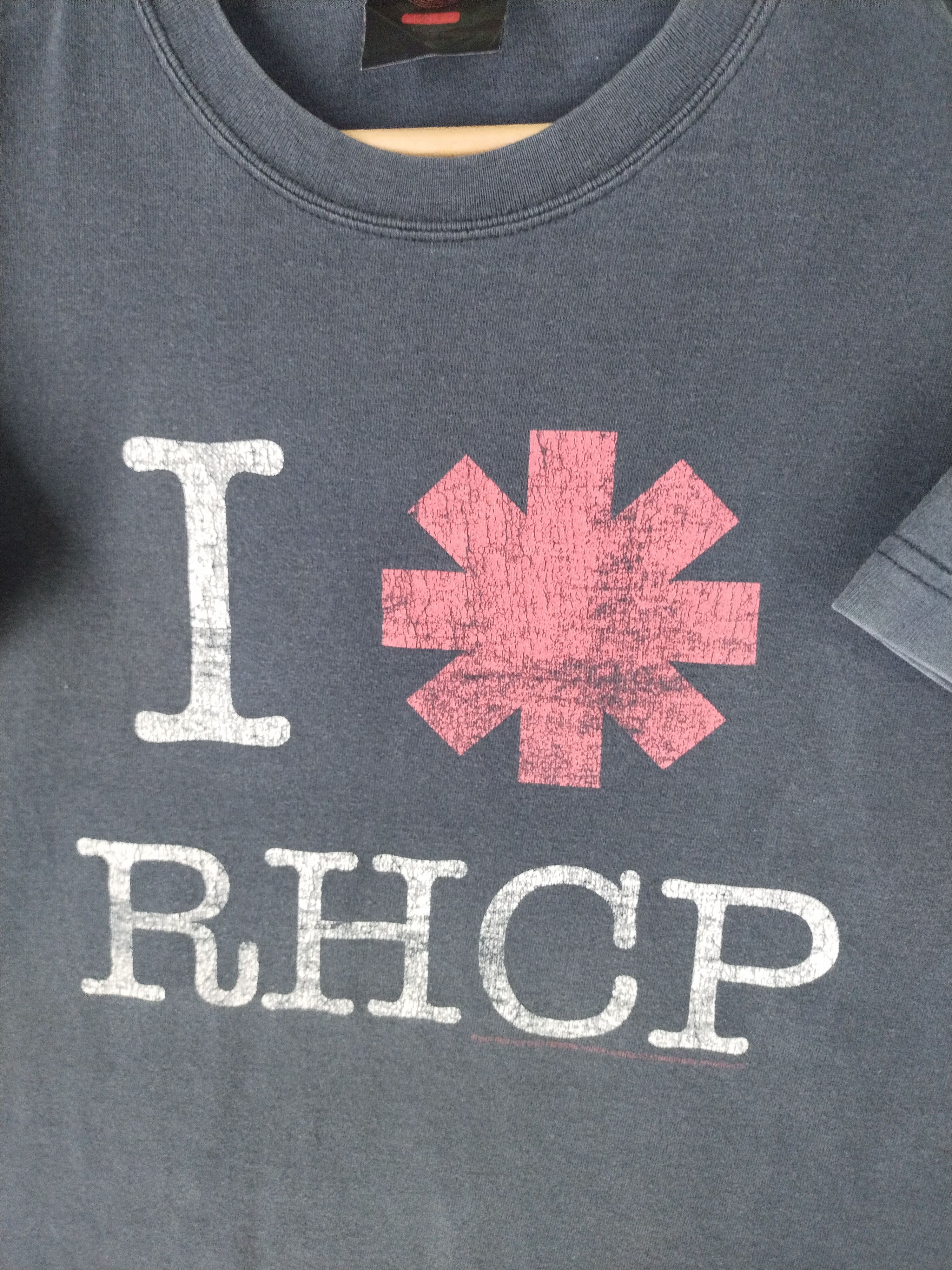Band Tees Y2k Vintage Red Hot Chili Peppers Distressed Black Tee Size US S / EU 44-46 / 1 - 2 Thumbnail