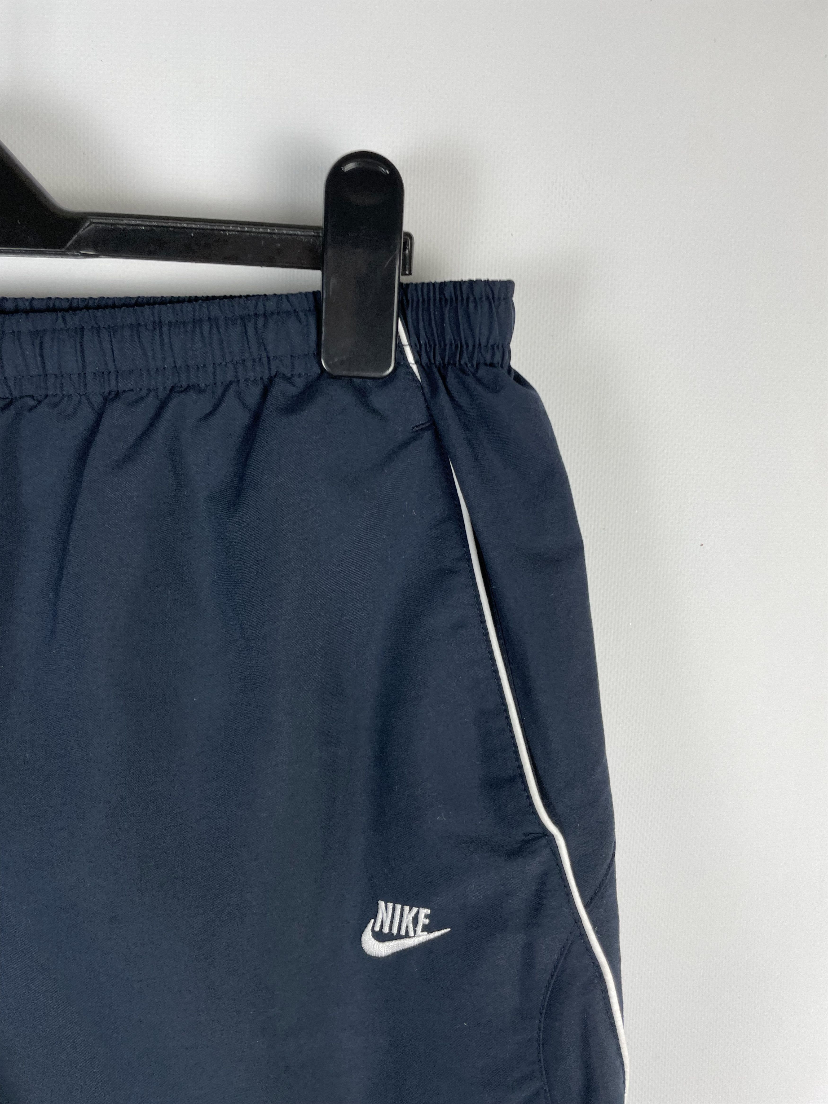 Nike × Vintage Mens Vintage Nike Shorts Y2k Size US 34 / EU 50 - 4 Thumbnail