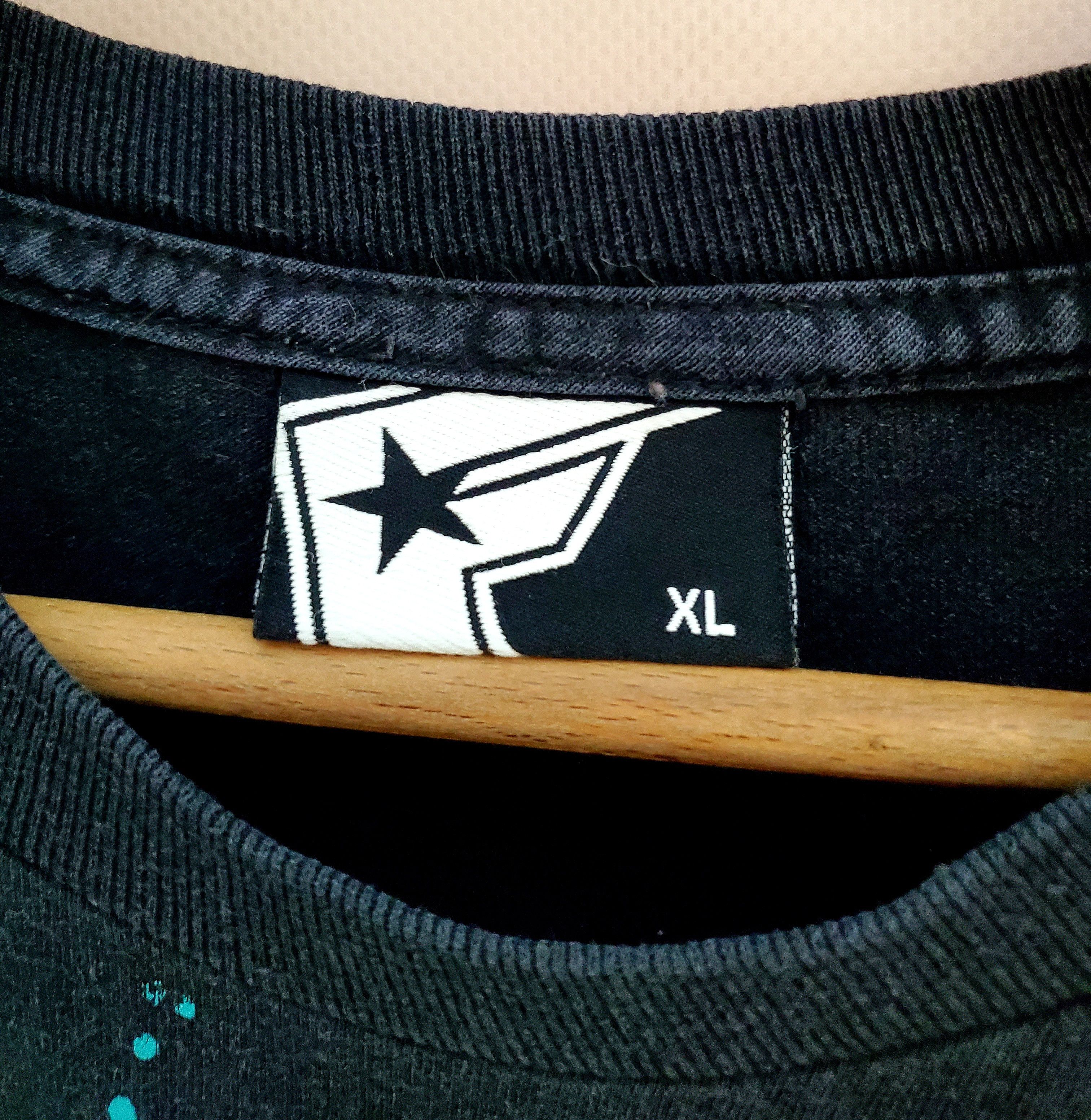 Band Tees × Vintage Famous Stars and Straps Too Famous T-Shirt size M Size US M / EU 48-50 / 2 - 3 Thumbnail