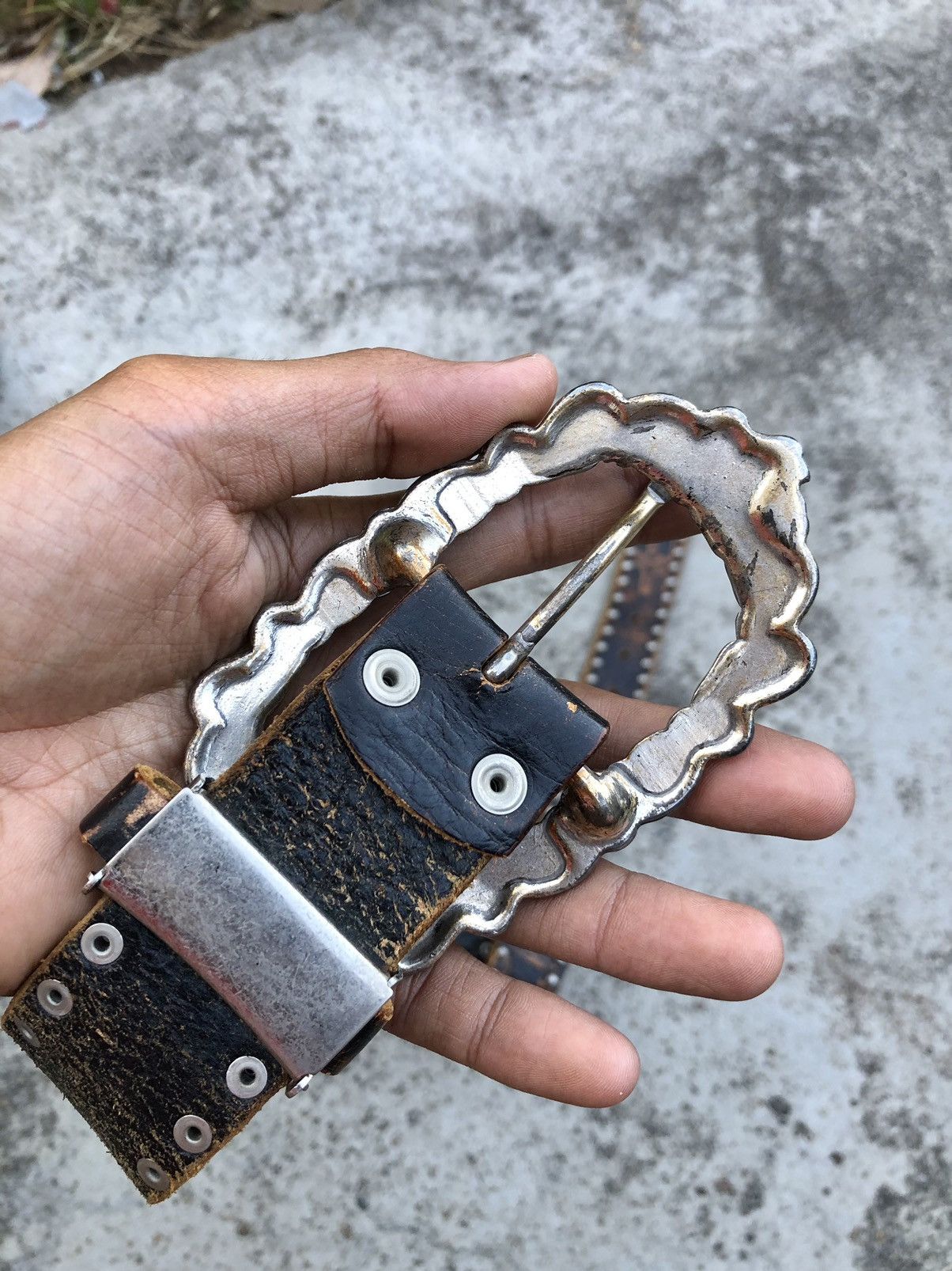 Leather STUDDED PUNK STYLE LEATHER BELT Size ONE SIZE - 2 Thumbnail