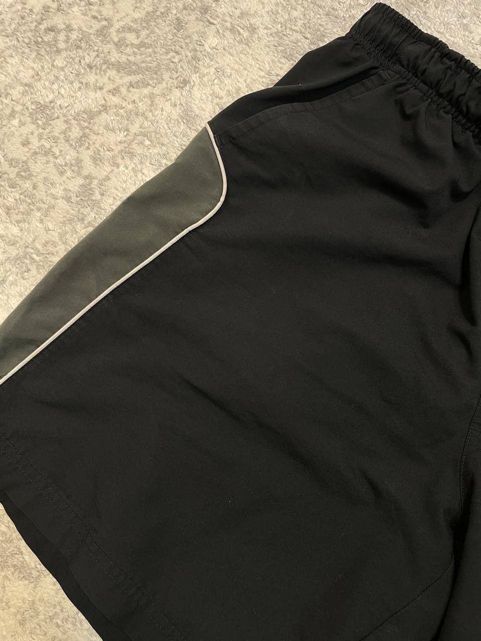 Nike Vintage Nike Athletic Dept Shorts Men Black Running Training Size US 36 / EU 52 - 7 Thumbnail