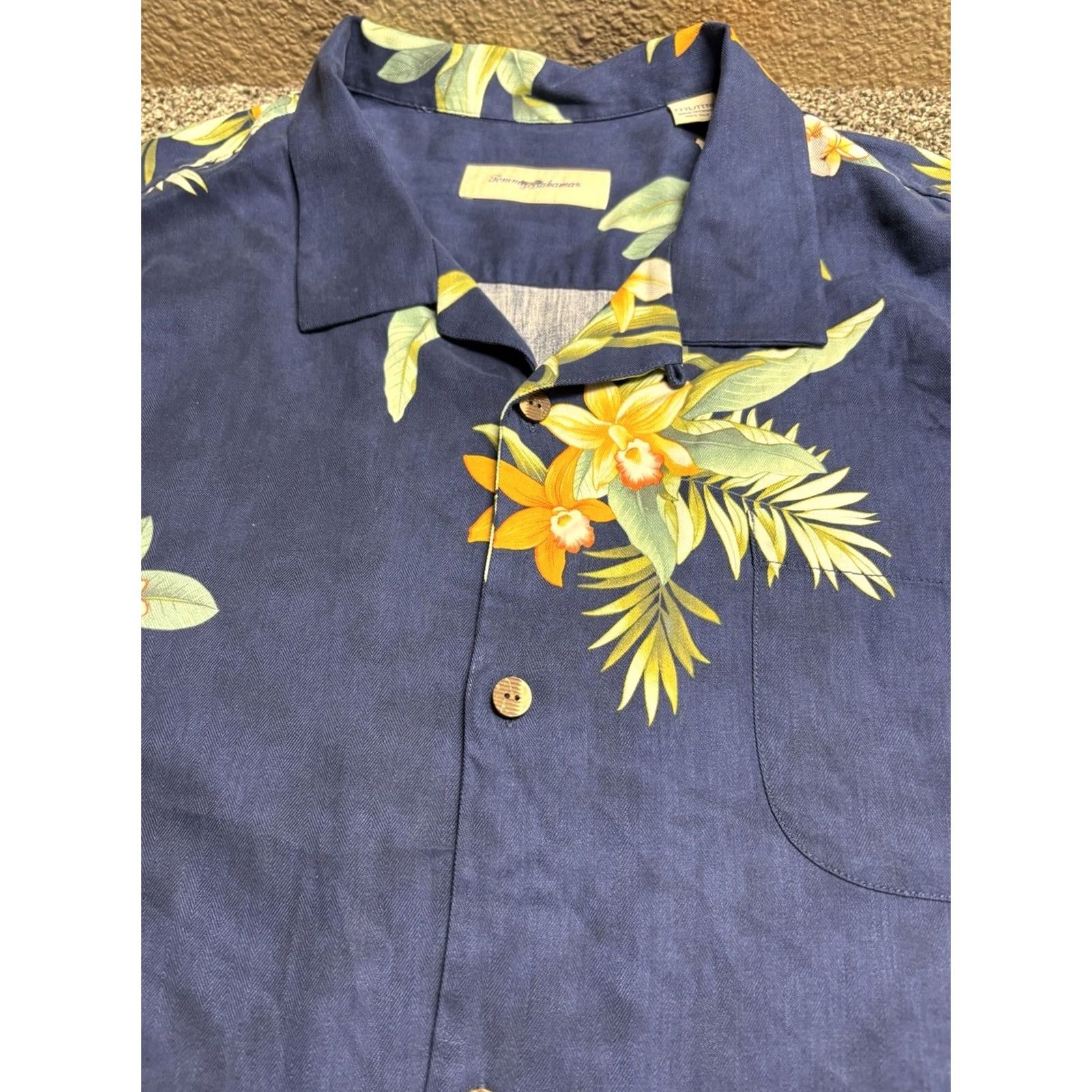 Tommy Bahama Tommy Bahama Hawaiian Shirt Mens 3XL XXXL 100% Silk Floral Blue Camp Shirt Short Sleeve Button-Up Collared Beach Tropical Size US XXL / EU 58 / 5 - 7 Thumbnail