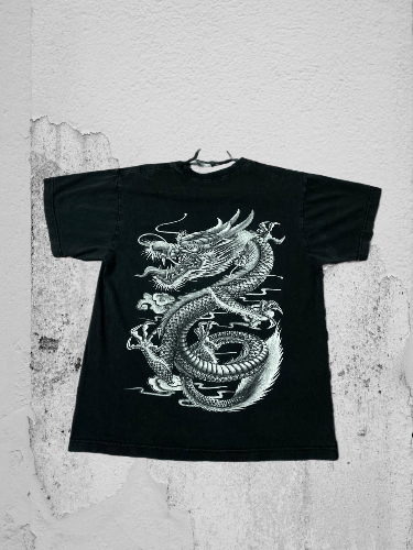 Band Tees × Vintage Vintage streetwear tee Dragon ower print Size US M / EU 48-50 / 2 - 1 Thumbnail