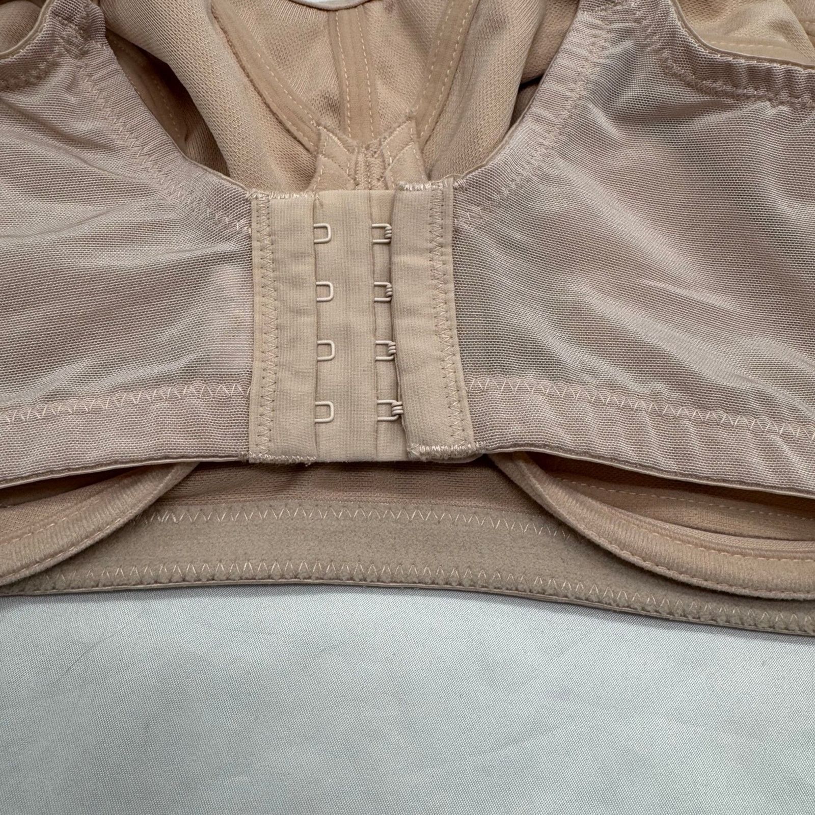 NBDN Nobrandedon Lunaire high impact Sports Bra Size ONE SIZE - 4 Thumbnail