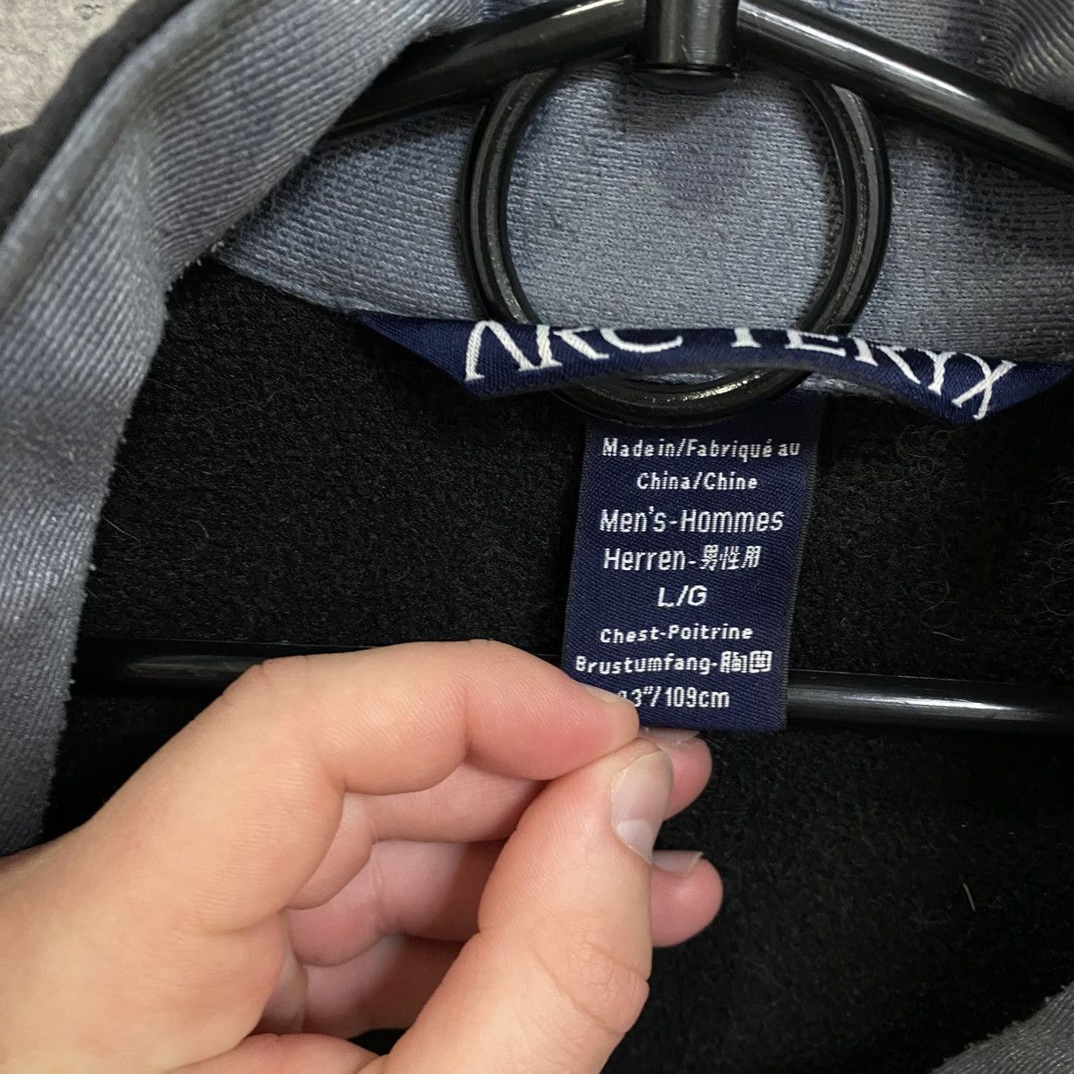 Arc'teryx Vintage Arc’teryx Soft Shell Jacket Polartec Black Size L Size US L / EU 52-54 / 3 - 10 Thumbnail