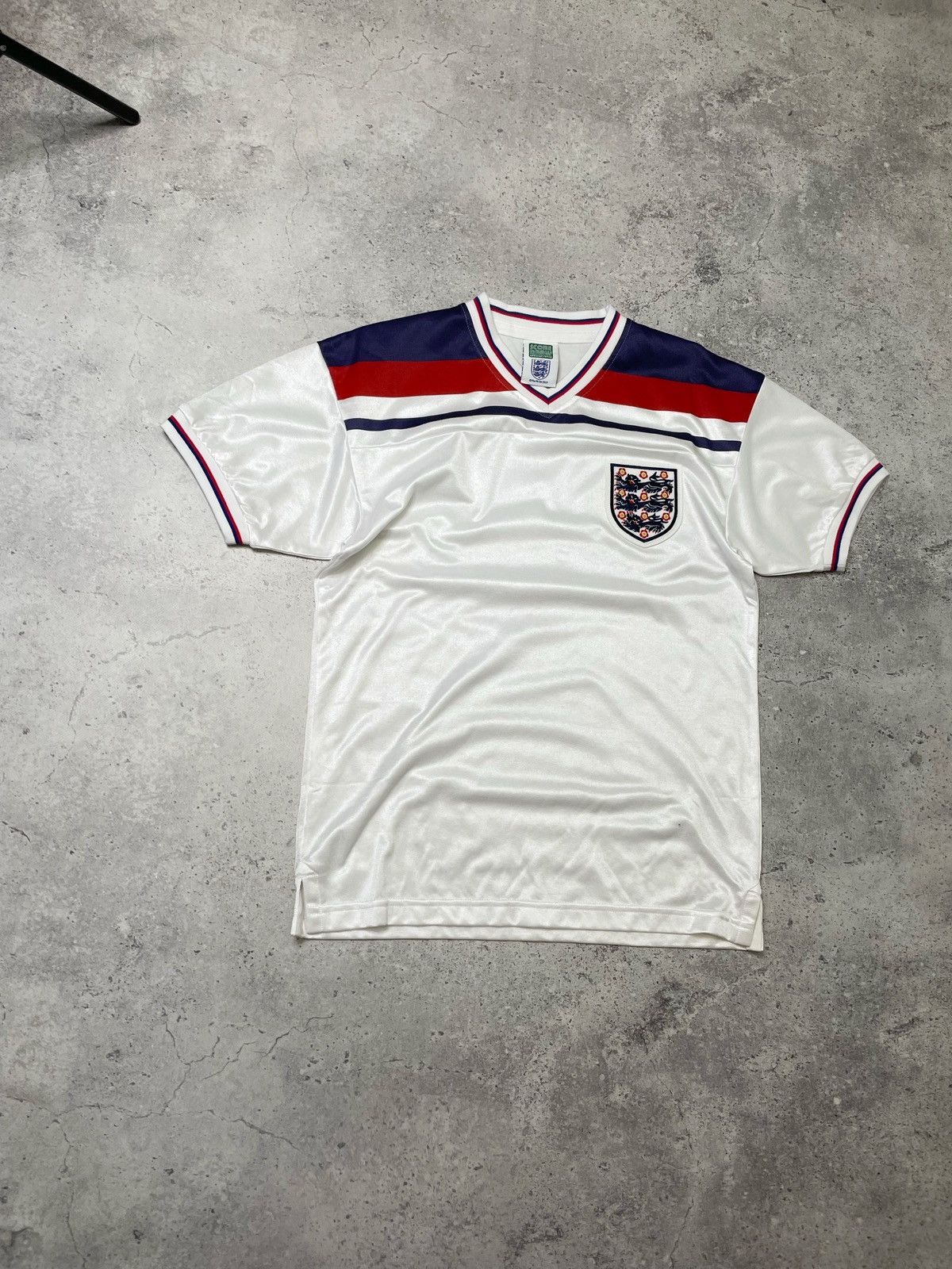 Vintage Score Draw England Jersey 1982 Home Kit Football Shirt Size US S / EU 44-46 / 1 - 2 Thumbnail