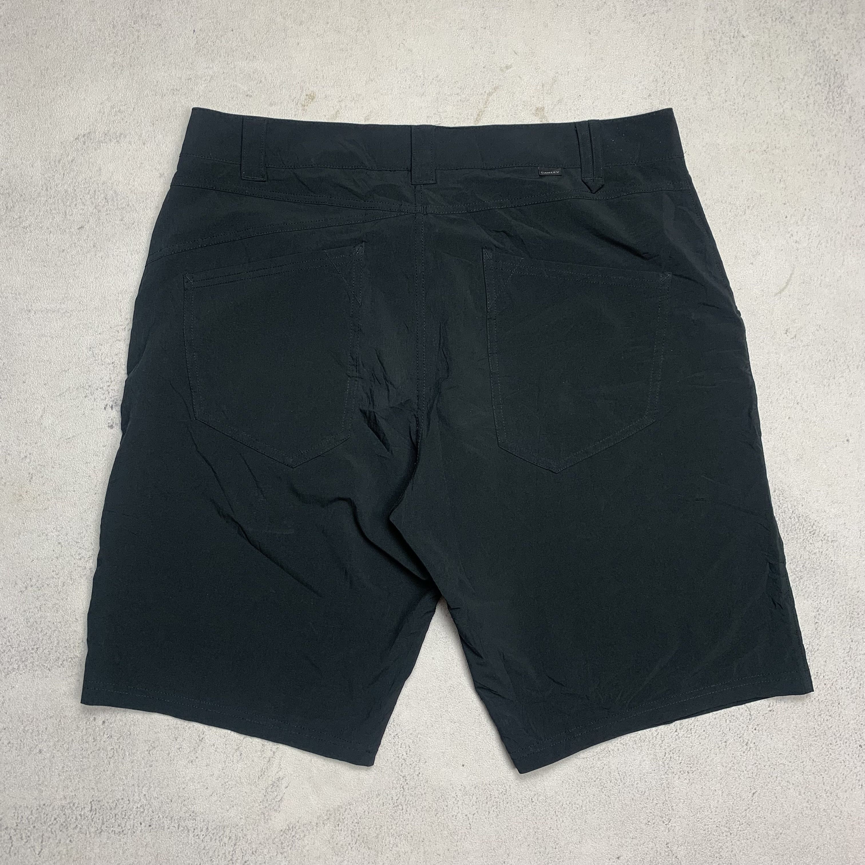 Oakley Oakley Shorts Pants Size US 34 / EU 50 - 3 Thumbnail