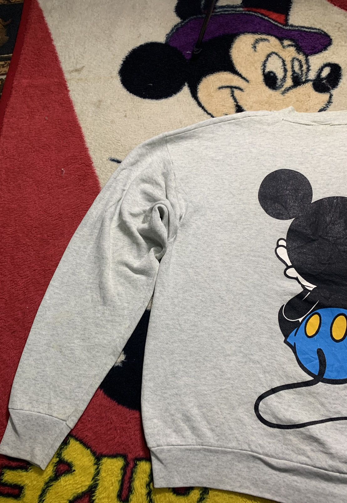 Disney 90s MICKEY MIRROR PRINT CREWNECK RARE Size US L / EU 52-54 / 3 - 11 Thumbnail