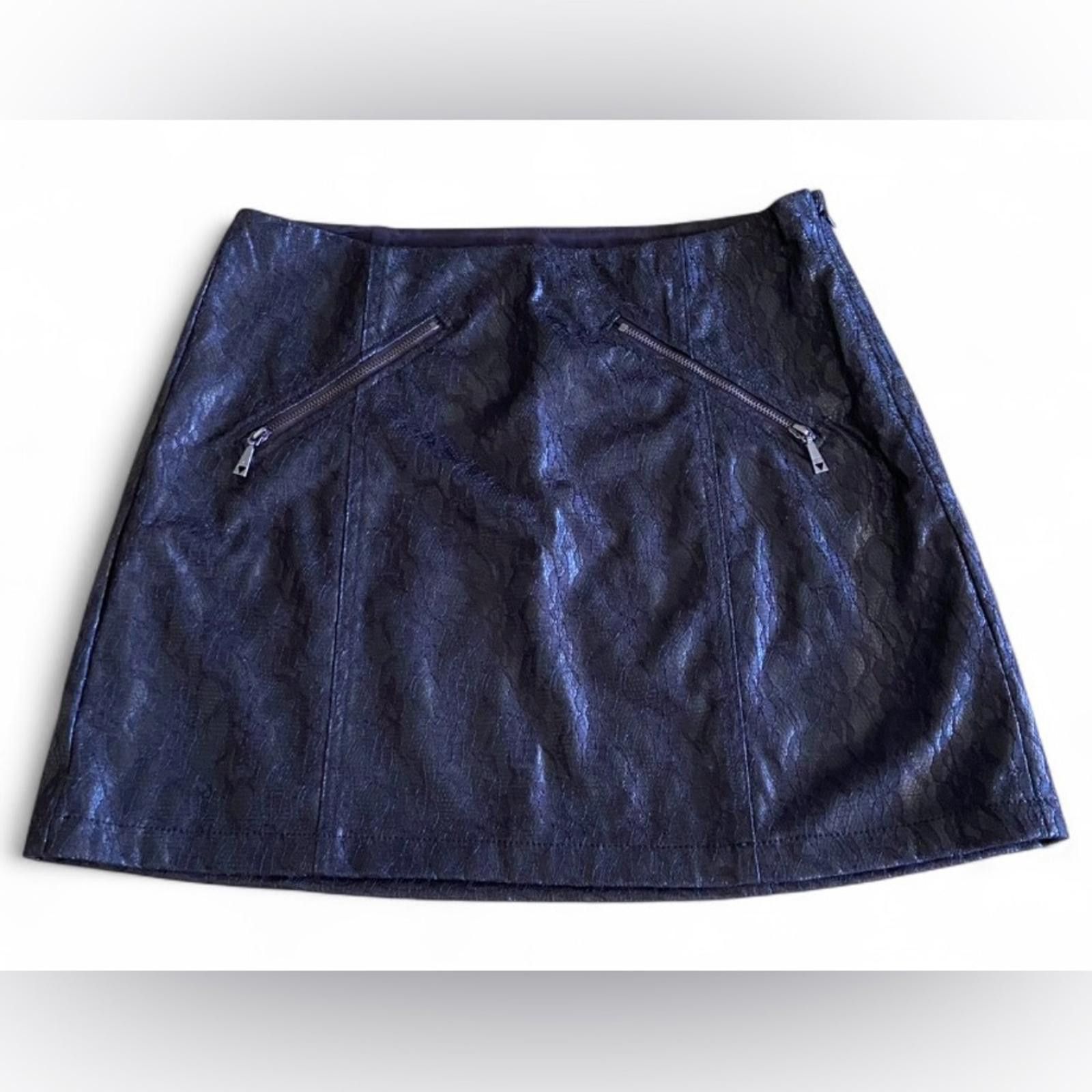 Guess Guess Sexy Black Faux Leather Lacy Mini Skirt Womens Size 6 Size 28" / US 6 / IT 42 - 1 Thumbnail