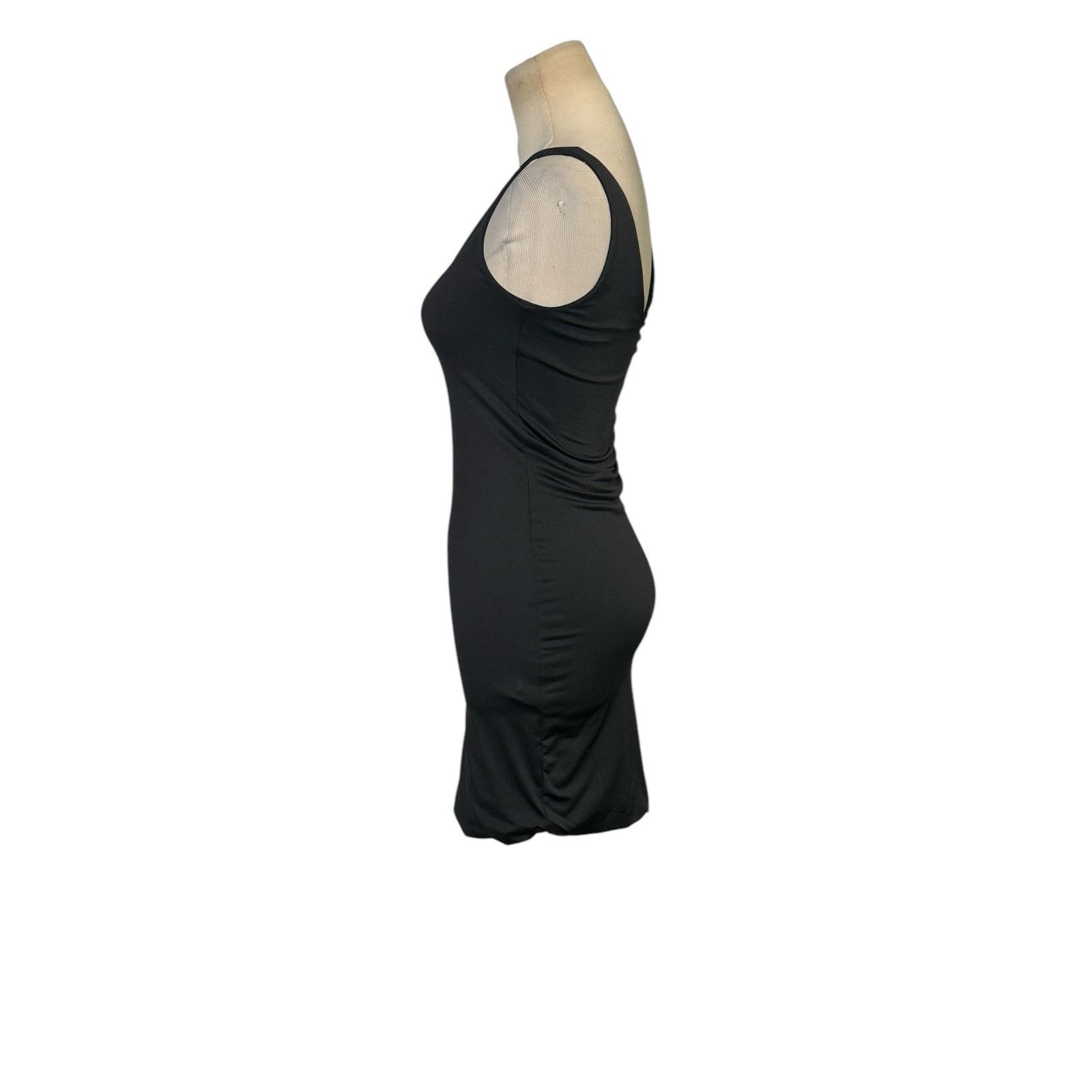 Forever 21 Forever 21 black v neck mini cocktail dress size Small Size S / US 4 / IT 40 - 8 Thumbnail