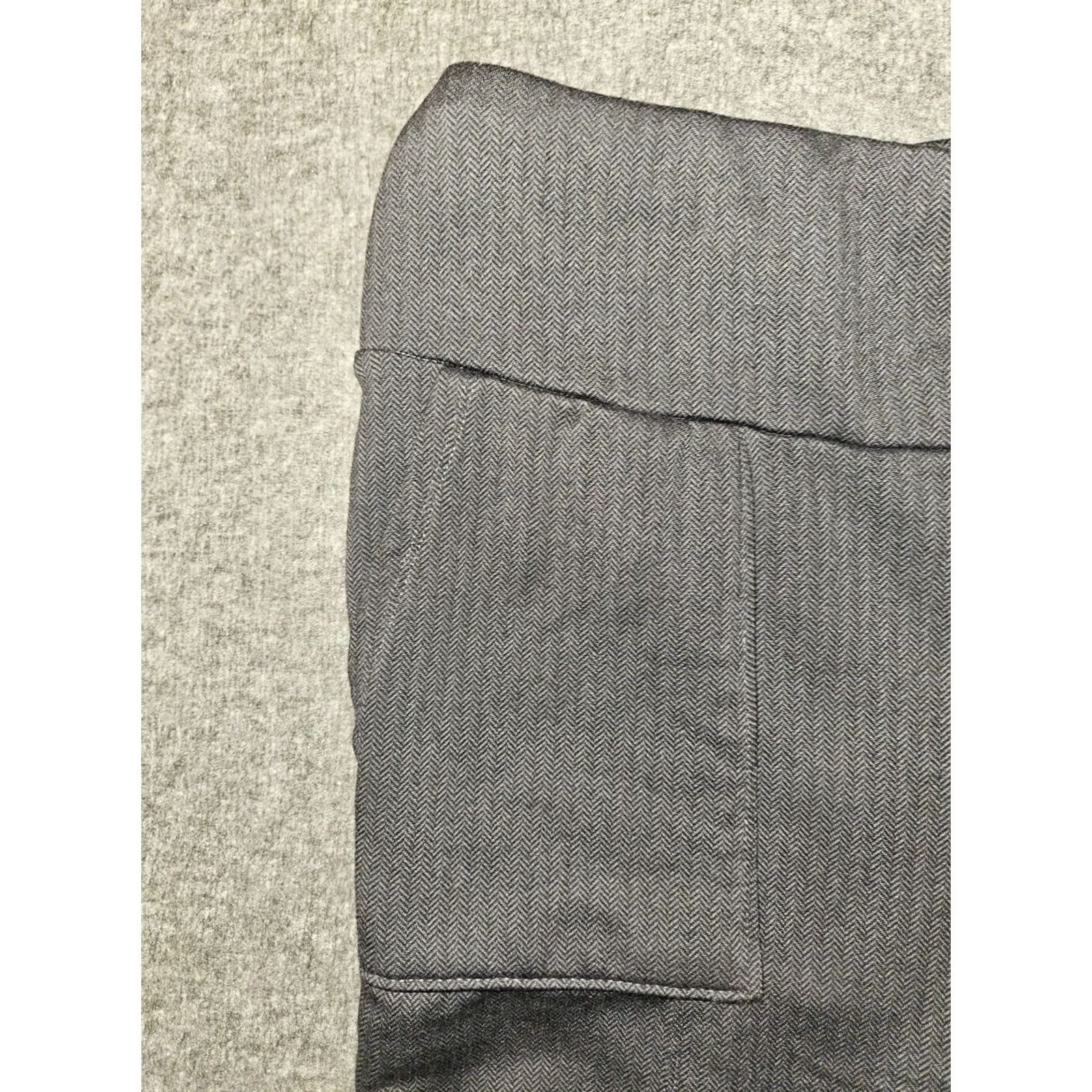 Vintage Mondetta Leggings Women's 2XL Ankle Gray Chevron Zip Pockets Yoga Pull On Plus Size Slim Stretch Lightweight Pockets Casual Activewear Size 40" / US 18 - 6 Thumbnail