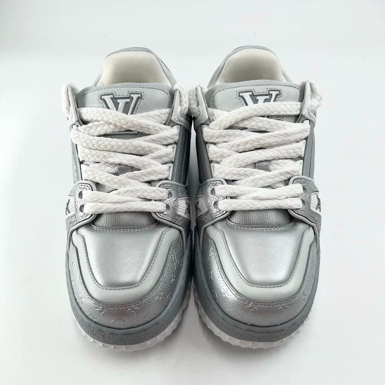 Louis Vuitton Louis Vuitton Trainer Maxi Liquid Silver Fat Ding shoes Size US 5 / IT 35 - 2 Thumbnail