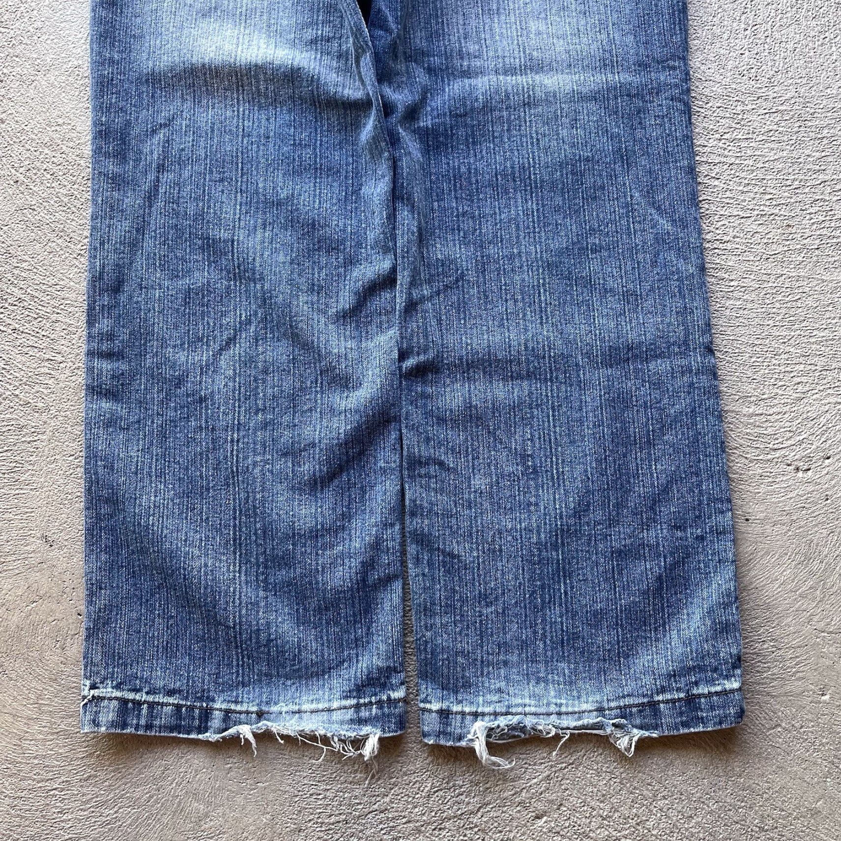 Southpole VINTAGE Southpole Jeans Men 34x32 Denim Baggy Wide-Leg Y2K 90s Grunge Hip Hop Dark Blue Embroidered Logo/Back Patch Mens Regular 34 waist 32 inseam Size US 34 / EU 50 - 7 Thumbnail