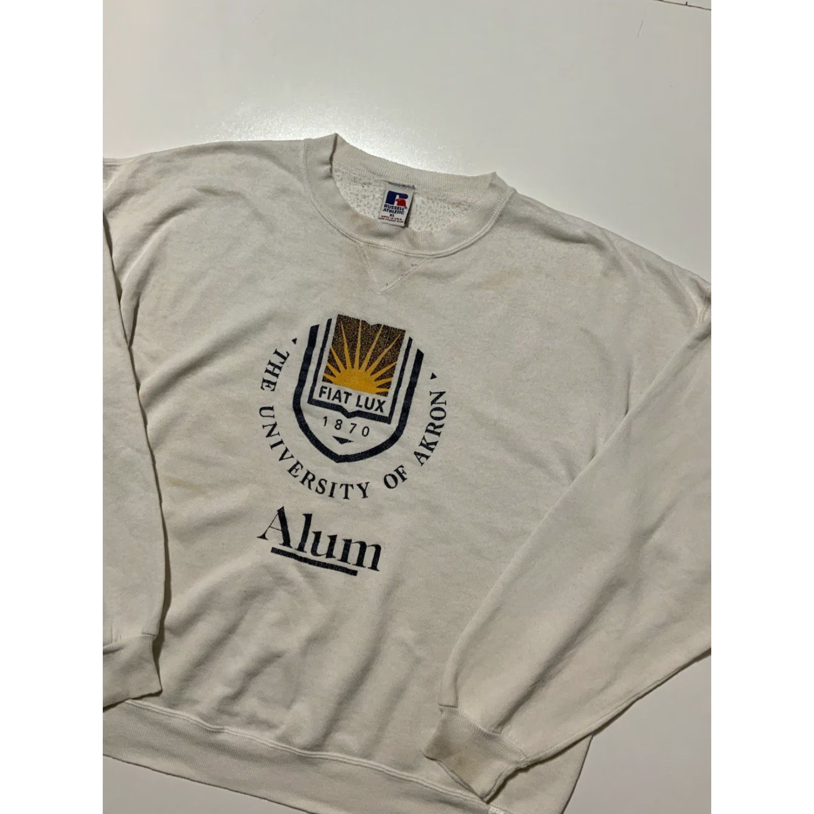Russell Athletic VINTAGE Russell Athletic University Akron Alum Made USA Crewneck Sweatshirt XL Men White USA Crewneck Sweatshirt XL Men Size US XL / EU 56 / 4 - 4 Thumbnail