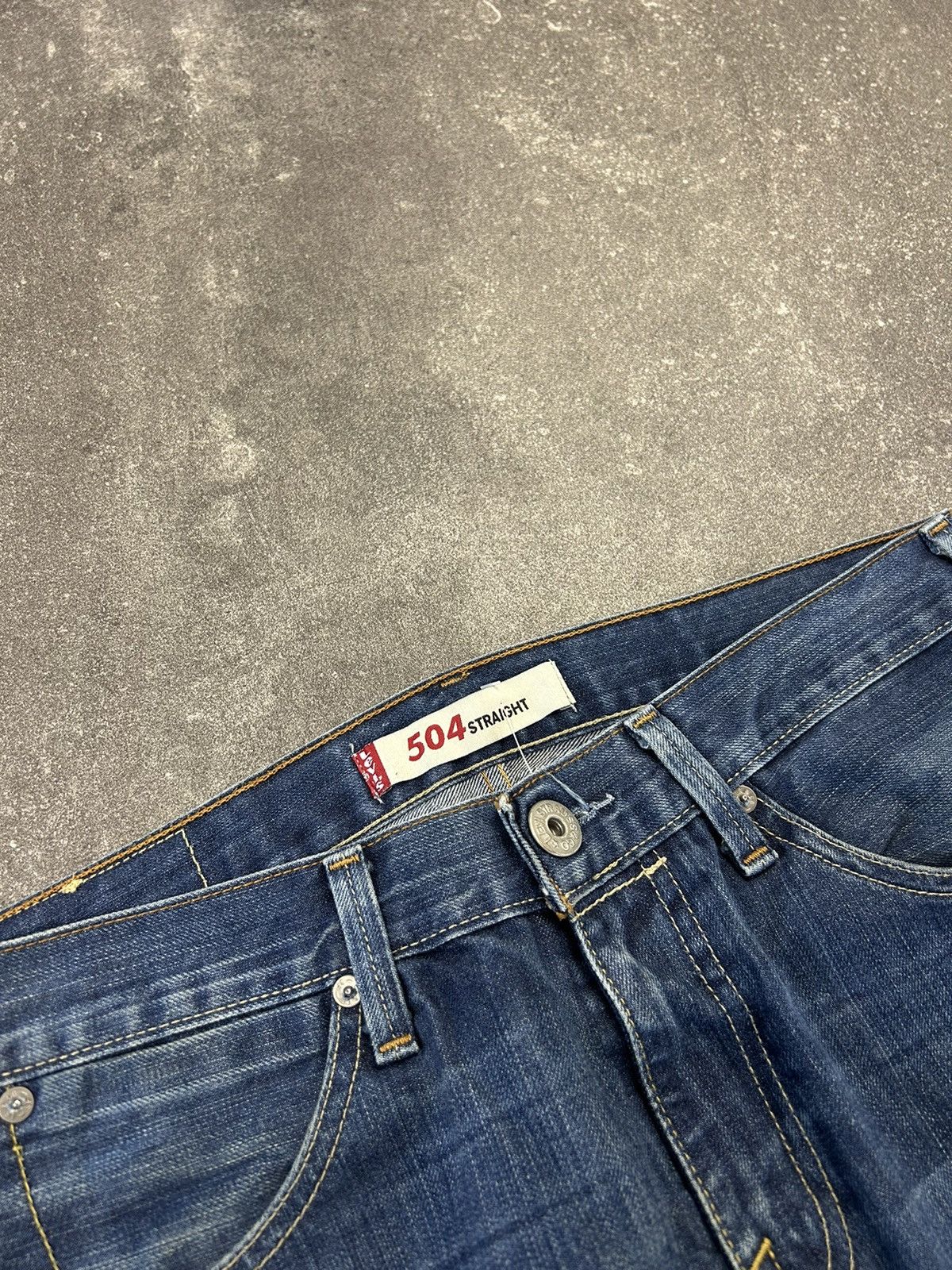 Levi's Levi's 504 Standard Jeans Washed Denim Vintage Staight Cut Size US 32 / EU 48 - 4 Thumbnail