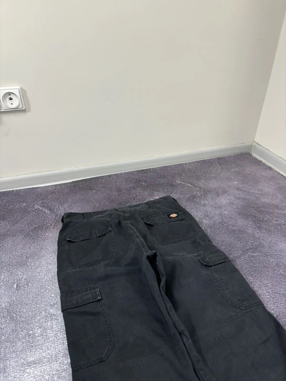 Dickies × Vintage Vintage Dickies Black Workwear Hype Baggy Cargo Pants Size US 34 / EU 50 - 8 Thumbnail