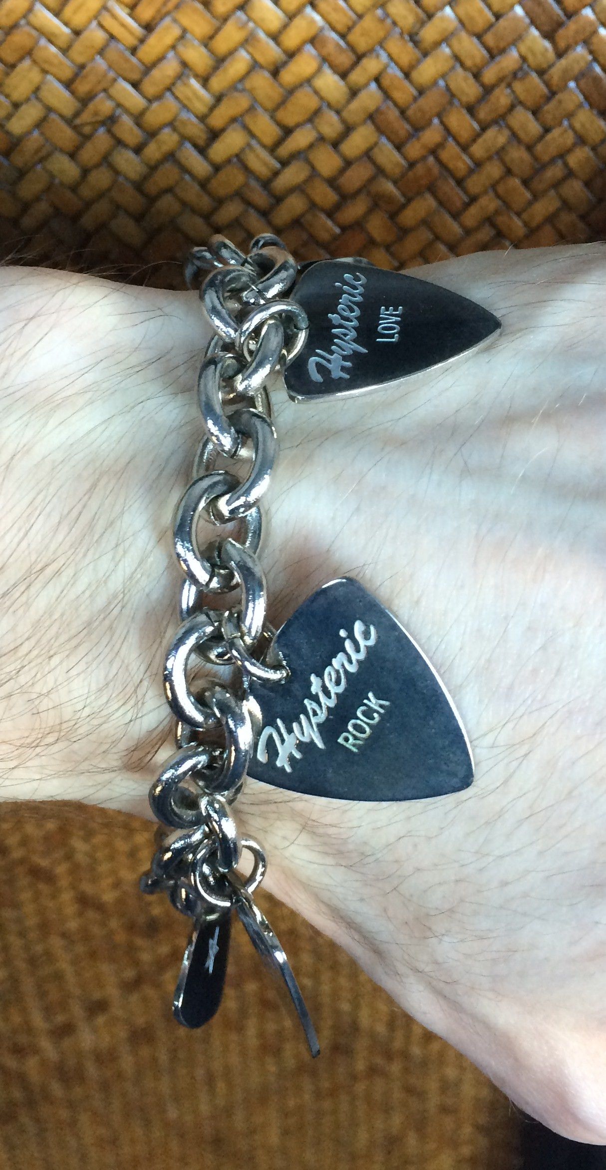 Hysteric Glamour Hysteric Glamour Guitar Pick Charm Bracelet + Bag Size ONE SIZE - 6 Thumbnail