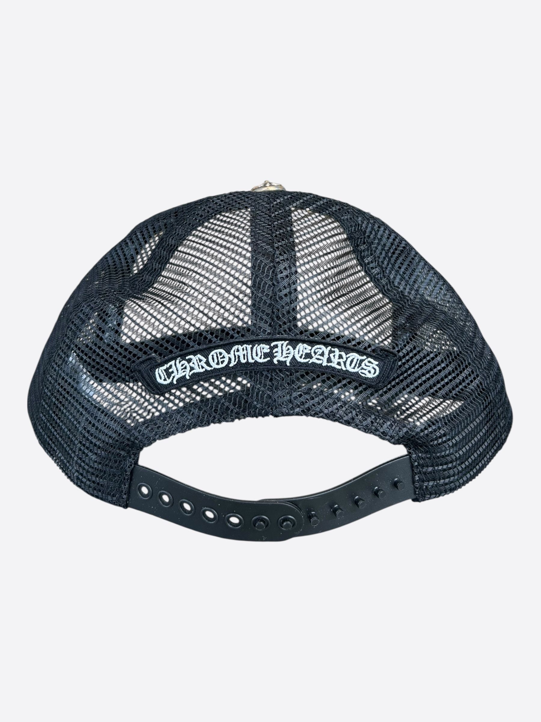 Chrome Hearts Chrome Hearts Black, White & Red Eyechart Trucker Hat Size ONE SIZE - 3 Thumbnail