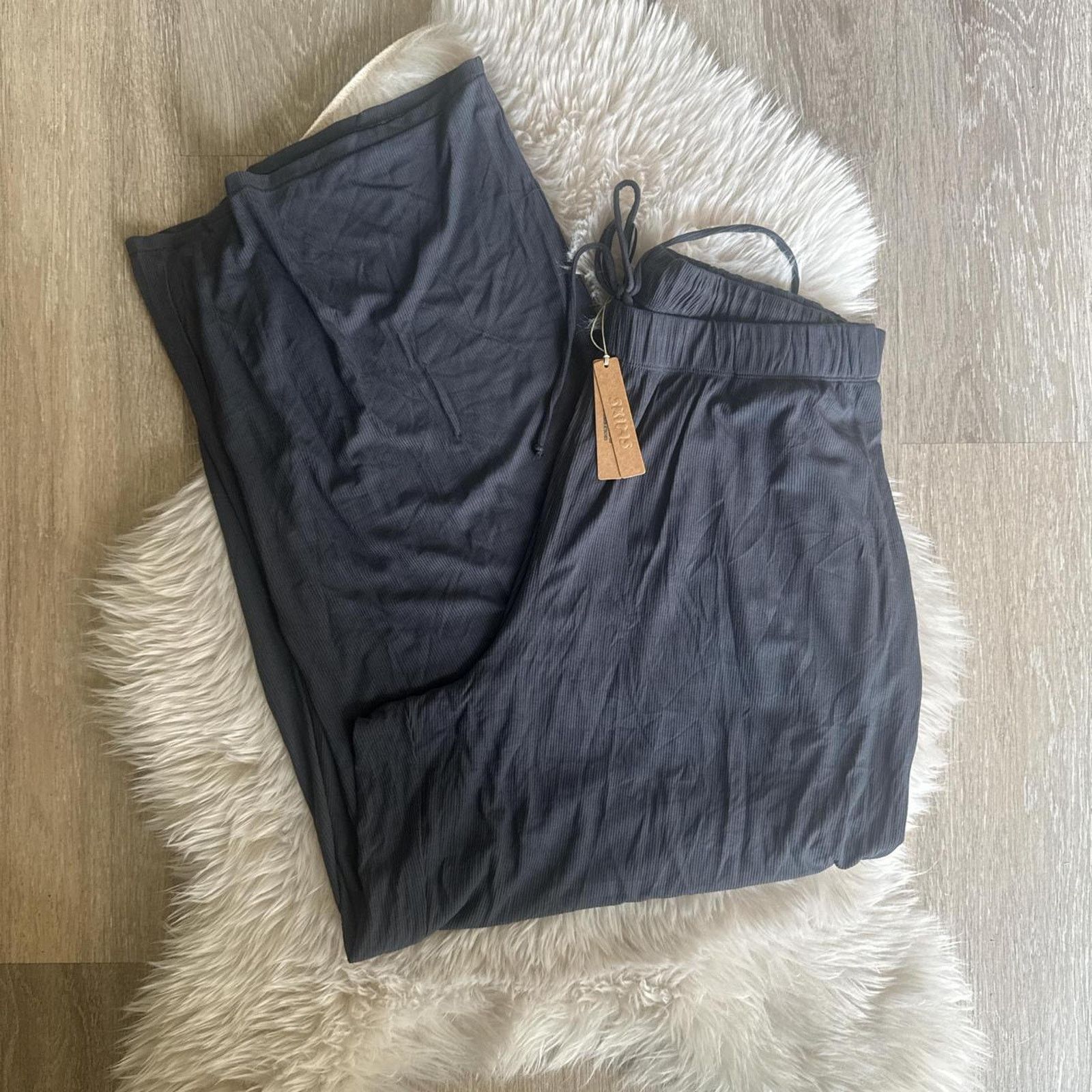 SKIMS NWOT SKIMS Soft Lounge Draw String Pant - Graphite XL Size 40" / US 18 - 1 Thumbnail