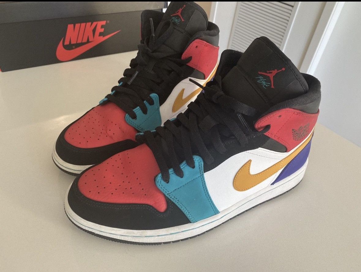 Nike Nike Jordan 1 mid Size US 11 / EU 44 - 2 Thumbnail