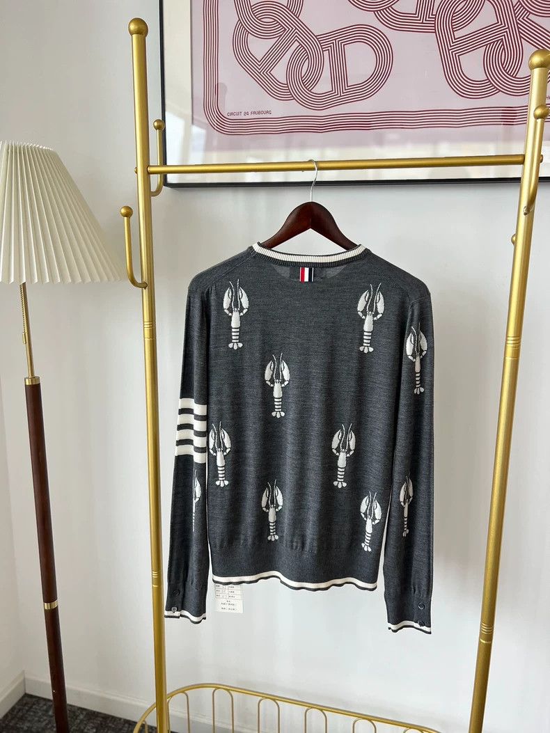 Thom Browne Thom Browne Dragonfly embroidered round collar knit sweate Size US M / EU 48-50 / 2 - 2 Thumbnail