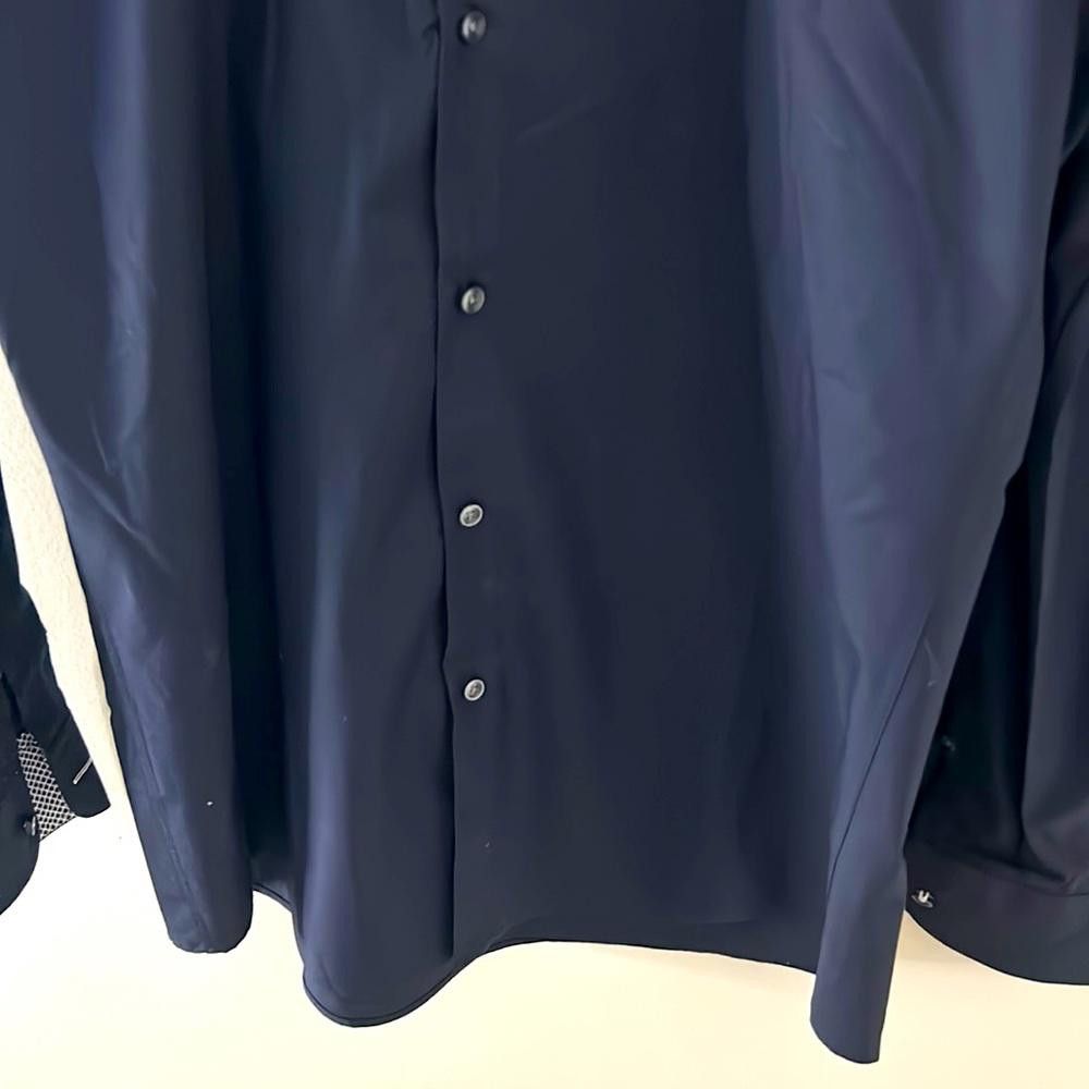Hugo Boss Slim fit shirt - BOSS-size 15.5-Dk Navy-100% Ctn Size 38R - 4 Thumbnail