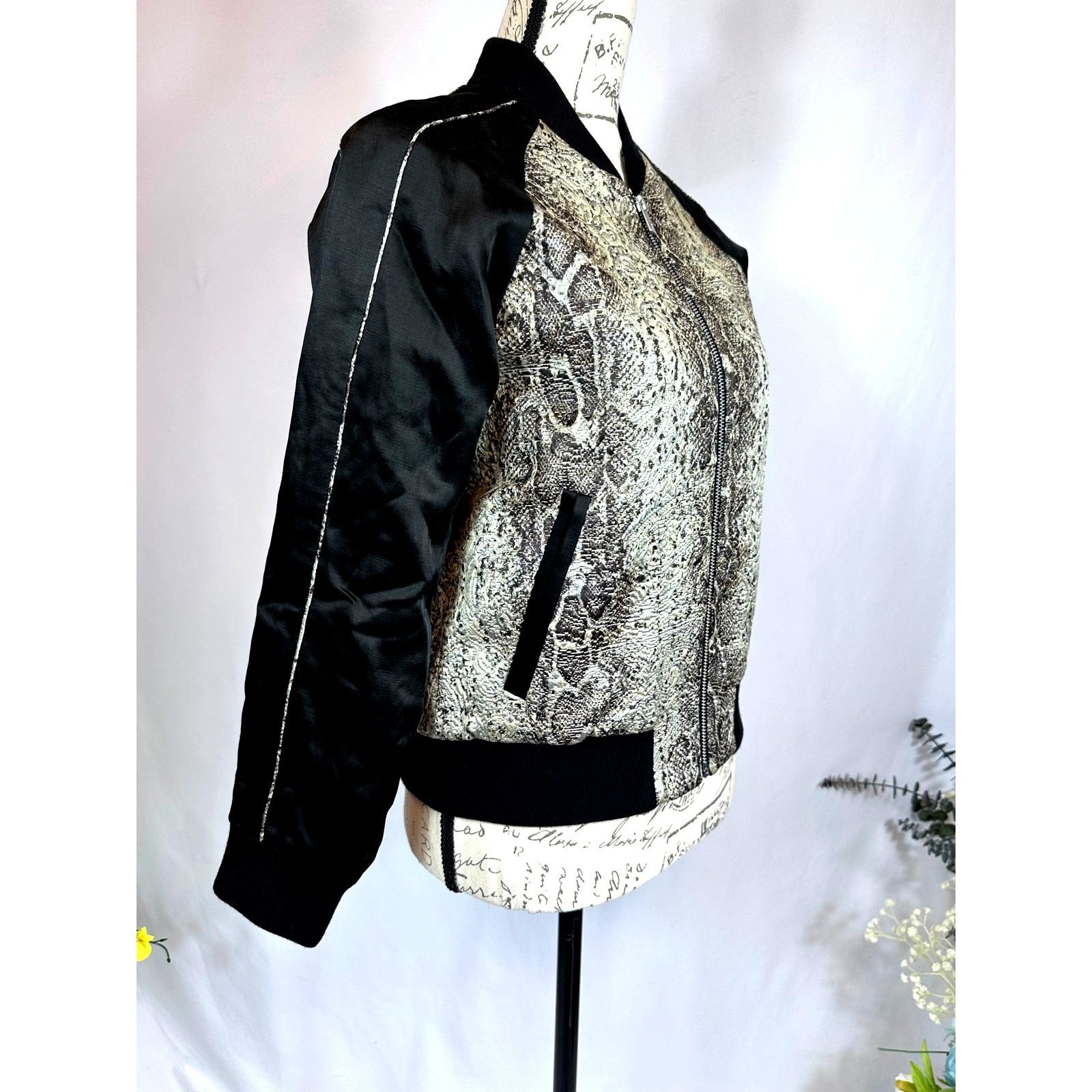 Zadig & Voltaire Zadig & Voltaire Billy Snake Deluxe Bomber Jacket XS Size XS / US 0-2 / IT 36-38 - 16 Thumbnail