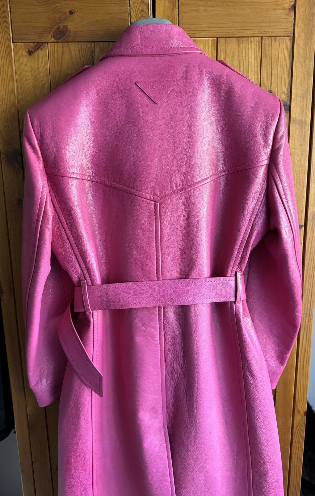 Prada New Prada pink leather trench coat, size S int Size S / US 4 / IT 40 - 7 Thumbnail