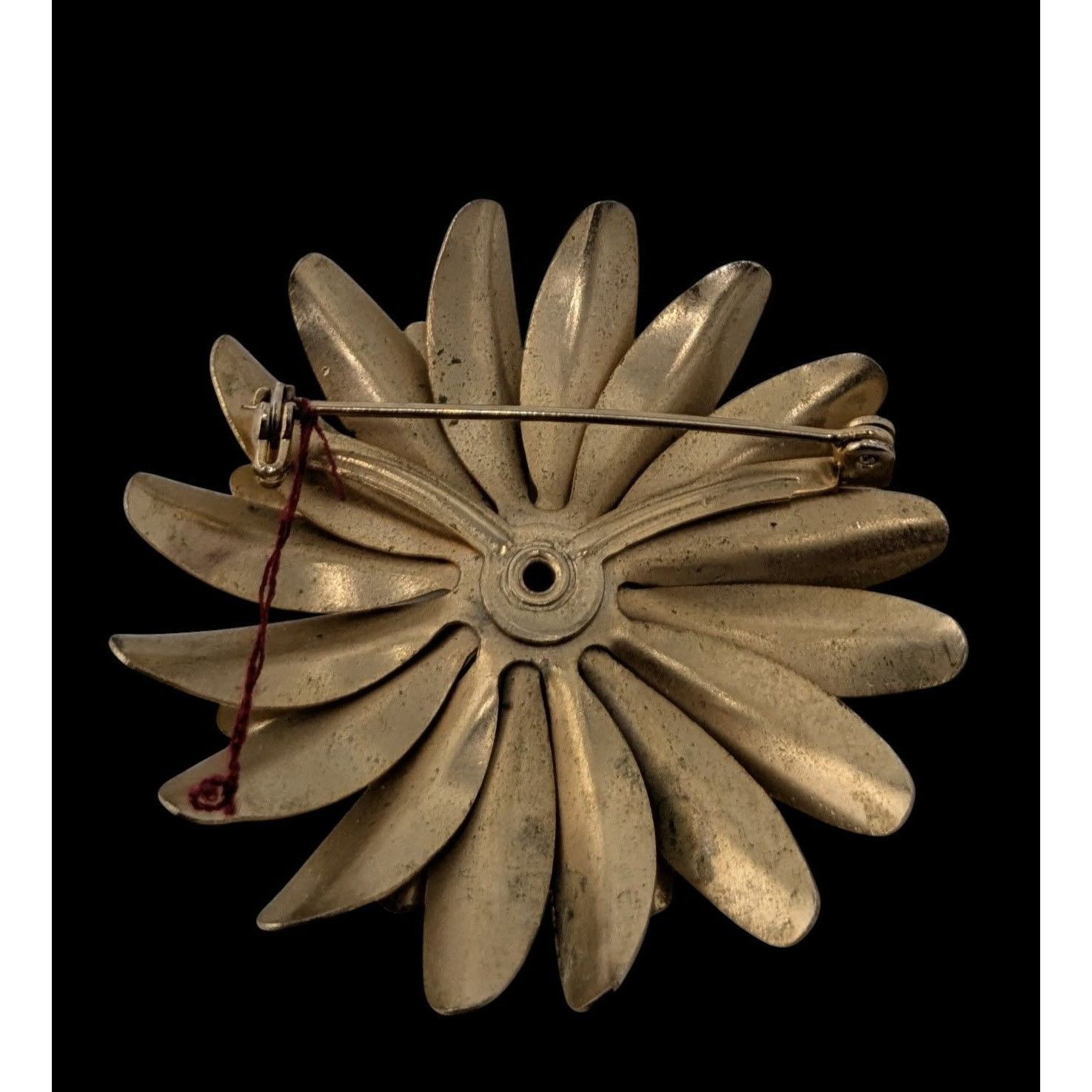 Other Vintage Cottagecore Gold-Tone Flower Brooch With Faux Pearl Size ONE SIZE - 2 Thumbnail
