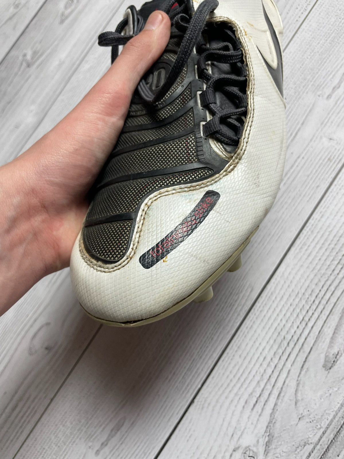 Nike × Vintage Vintage Nike total 90 boots white soccer boots Size US13 Size US 13 / EU 46 - 12 Thumbnail