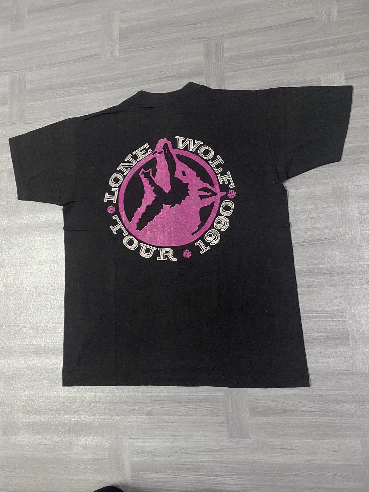 Vintage Vintage 1990 Hank Williams Jr Lone Wolf Tour Tee Size US L / EU 52-54 / 3 - 11 Thumbnail