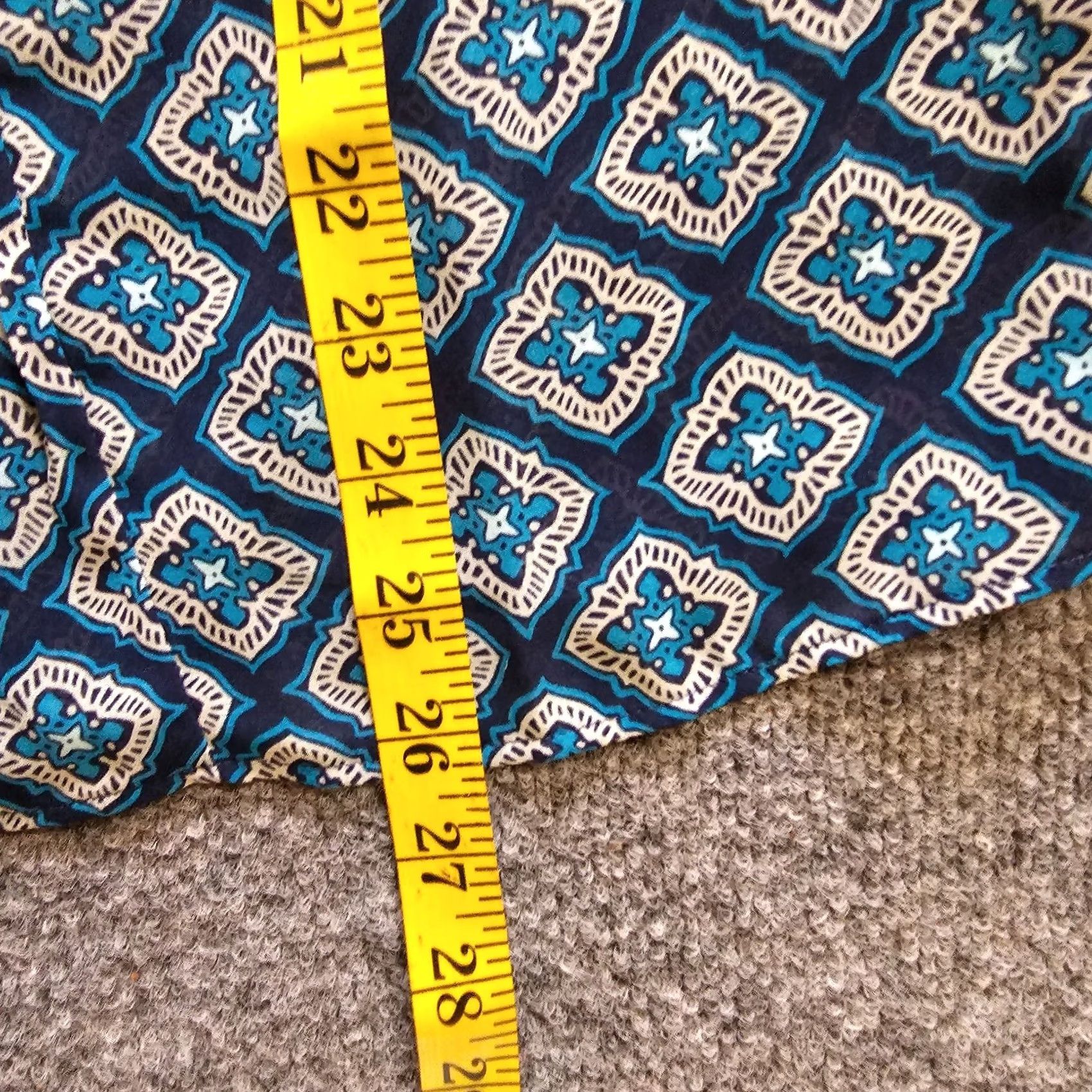 Loft LOFT Tank Top Women Small Blue Geometric Sheer Pleated Sleeveless Career Classic Shirt Womens Short Sleeve? Size S / US 4 / IT 40 - 6 Thumbnail