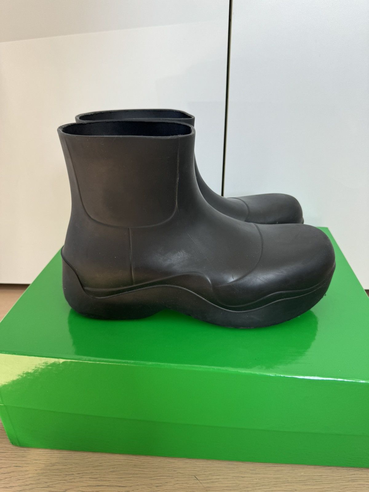 Bottega Veneta The Puddle Boot Matte Rubber Black 43 | Grailed