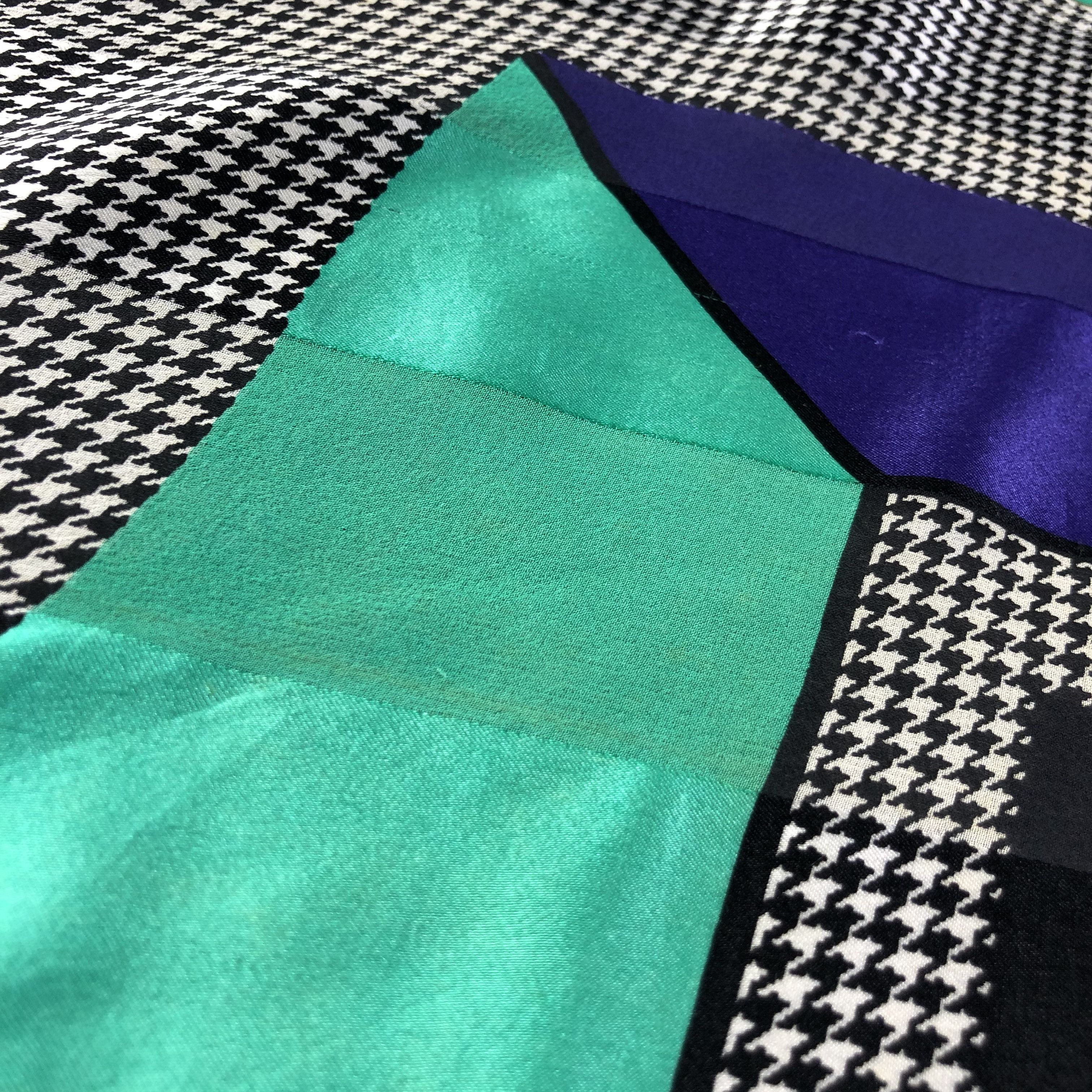 Japanese Brand Jun Ashida Houndstooth Silk Scarf M754 Size ONE SIZE - 7 Thumbnail