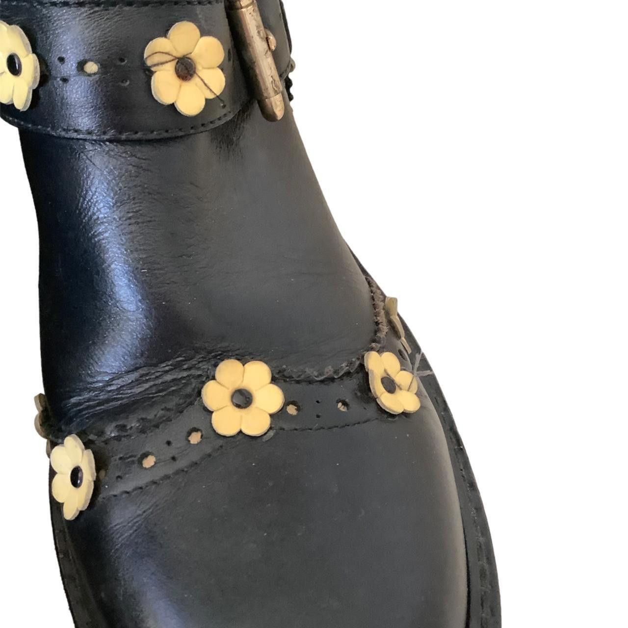 Valentino Valentino Red Leather Yellow Flower Boot 7.5 US Size US 7.5 / IT 37.5 - 3 Thumbnail