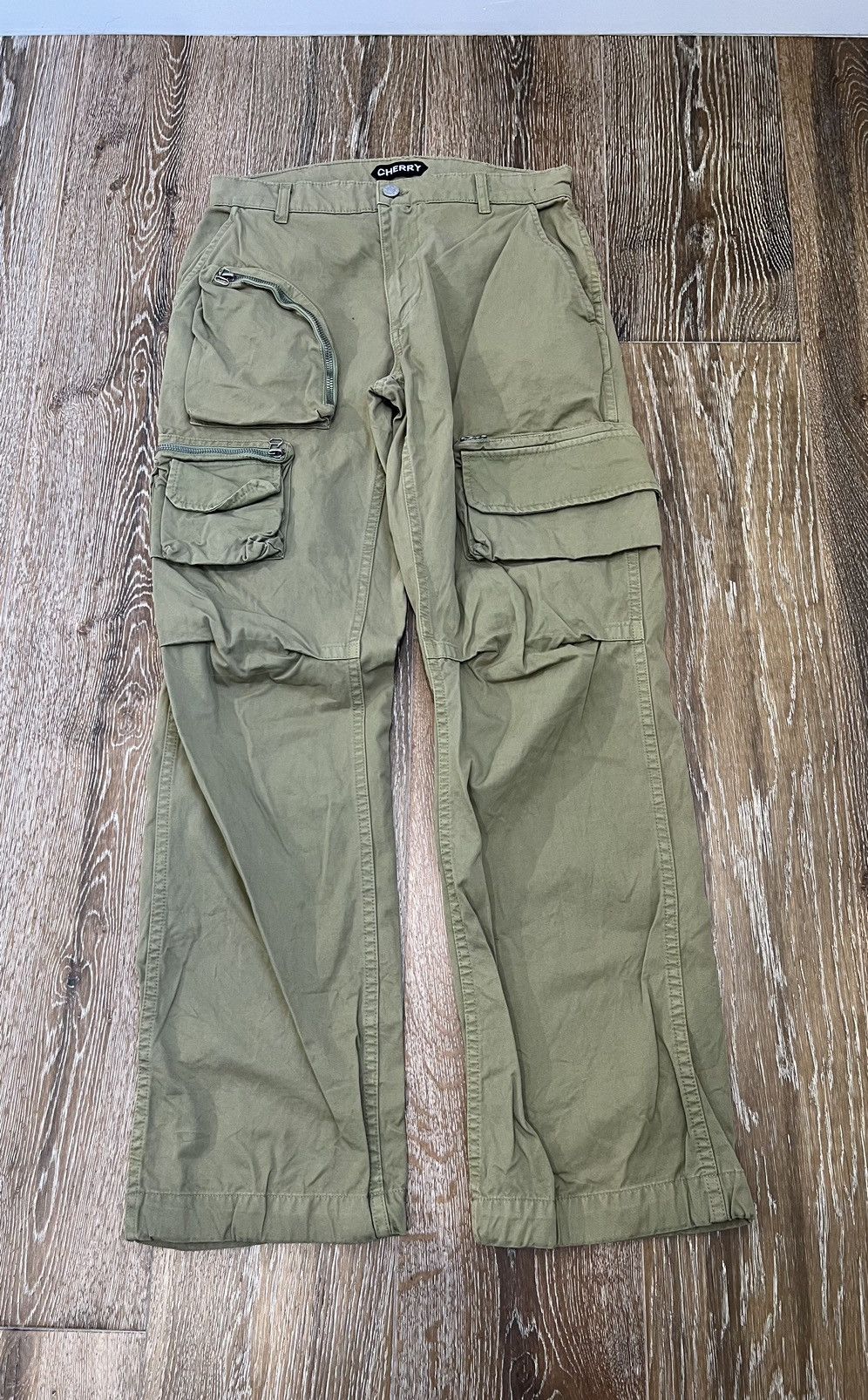 Cherry LA Cherry la Utility Cargo Pants (Thyme) Size US 28 / EU 44 - 1 Thumbnail