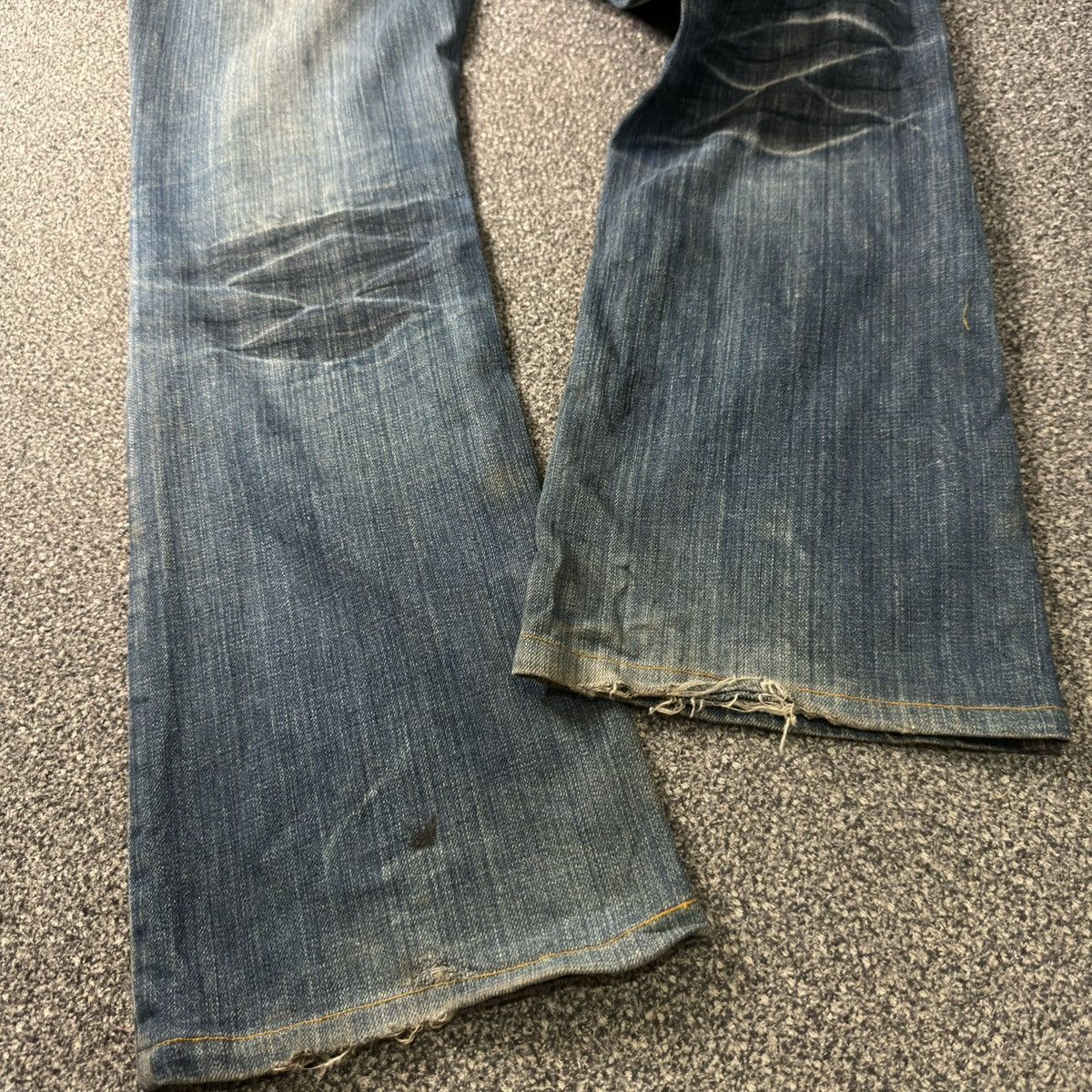 Hysteric Glamour 🇯🇵 Japanese Flared Y2k Root Three Dirty Wash Distressed Denim Size US 31 - 11 Thumbnail