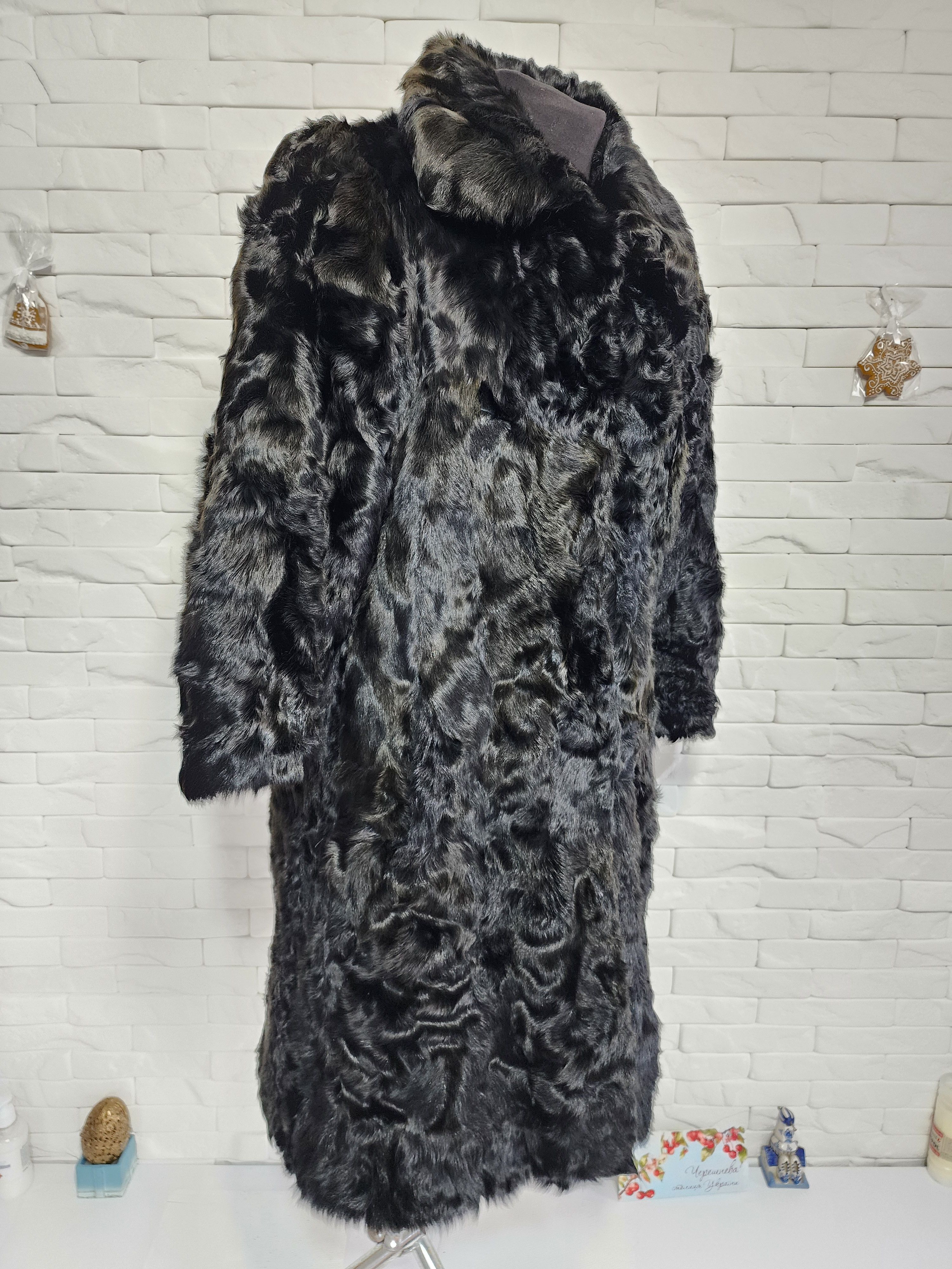 Other Black Goat Fur Coat: Women's Warm Outerwear Size L / US 10 / IT 46 - 3 Thumbnail