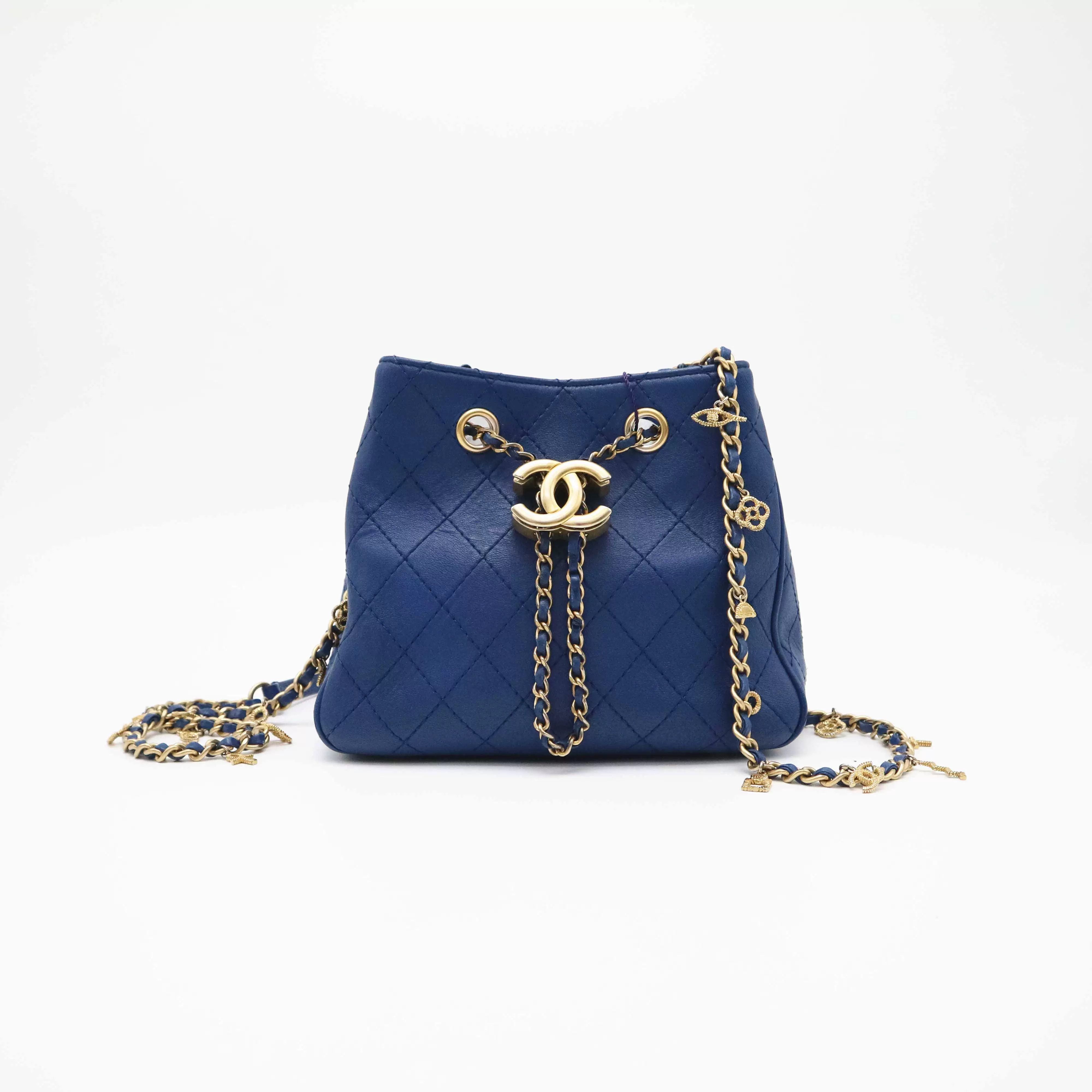 Chanel Pre-loved Bag Very good condition Size ONE SIZE - 1 Thumbnail