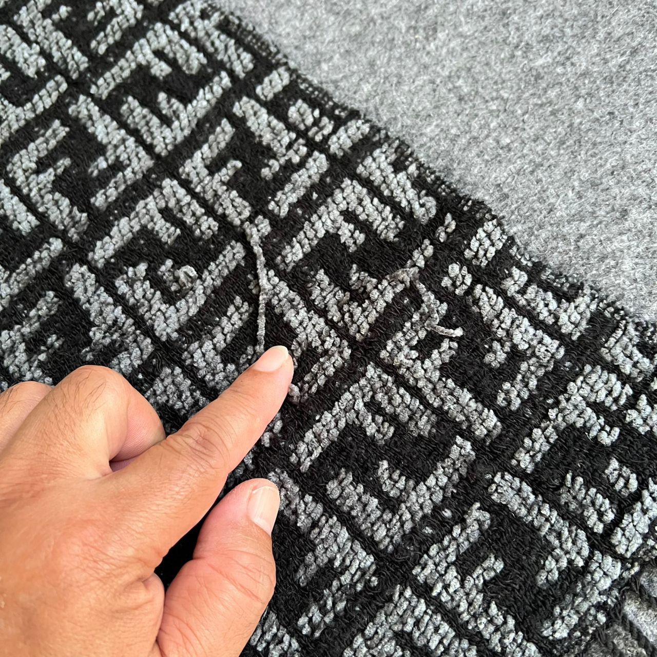 Fendi Fendi vintage wool scarf Size ONE SIZE - 5 Thumbnail