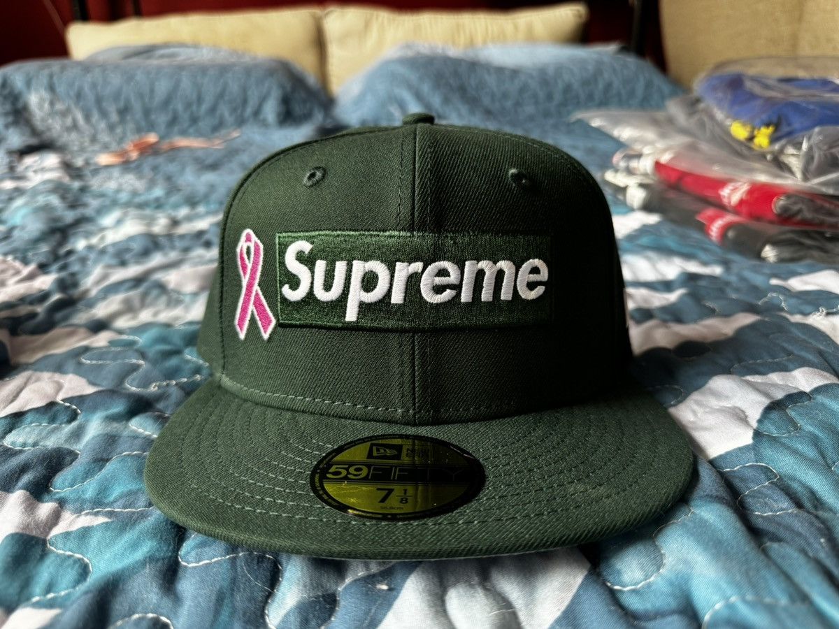 New Era × Supreme Supreme Breast Cancer Awareness Box Logo Fitted Hat Size ONE SIZE - 2 Thumbnail