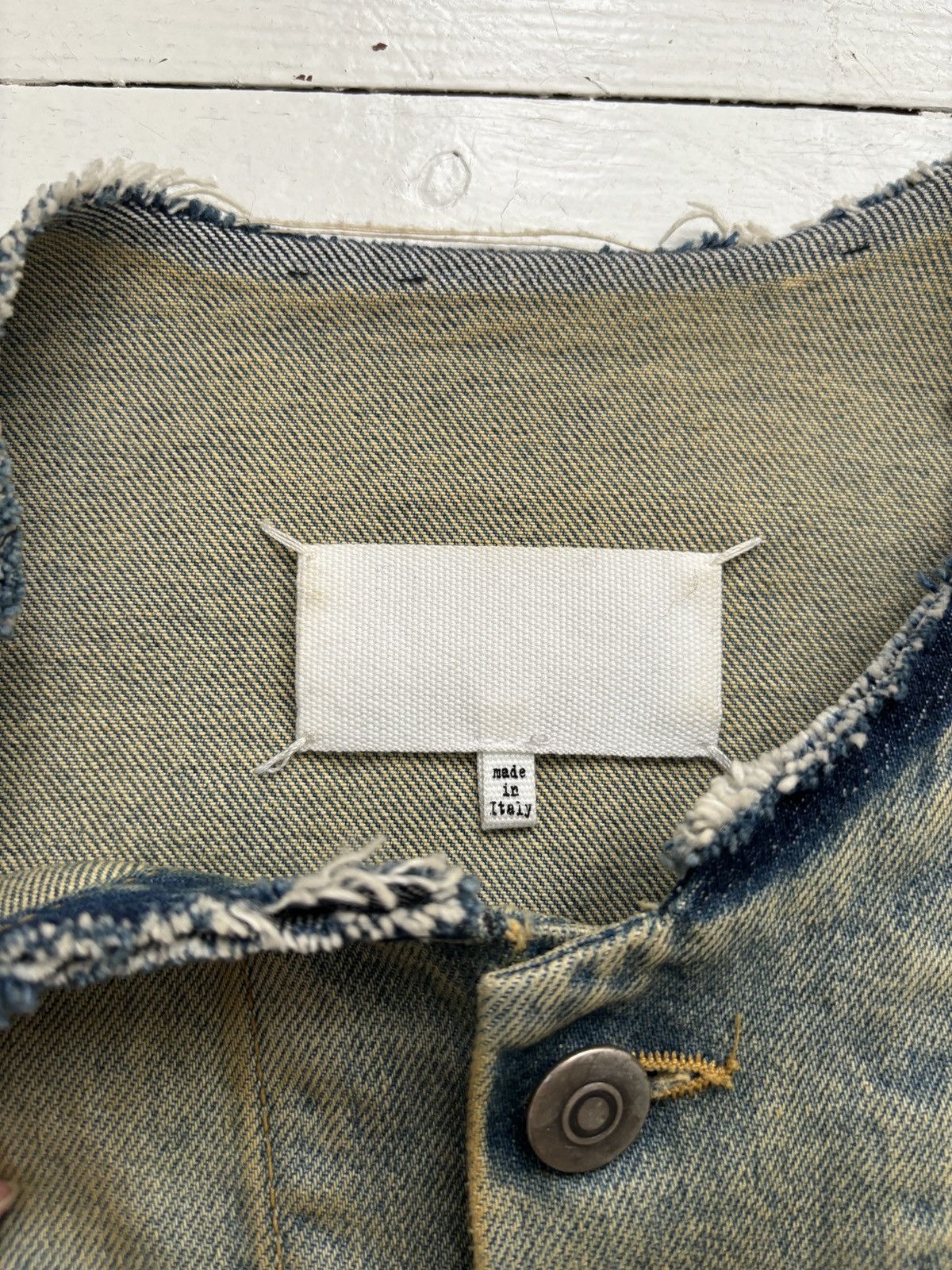 Maison Margiela Maison Margiela raw cut collar denim jacket Size US M / EU 48-50 / 2 - 2 Thumbnail