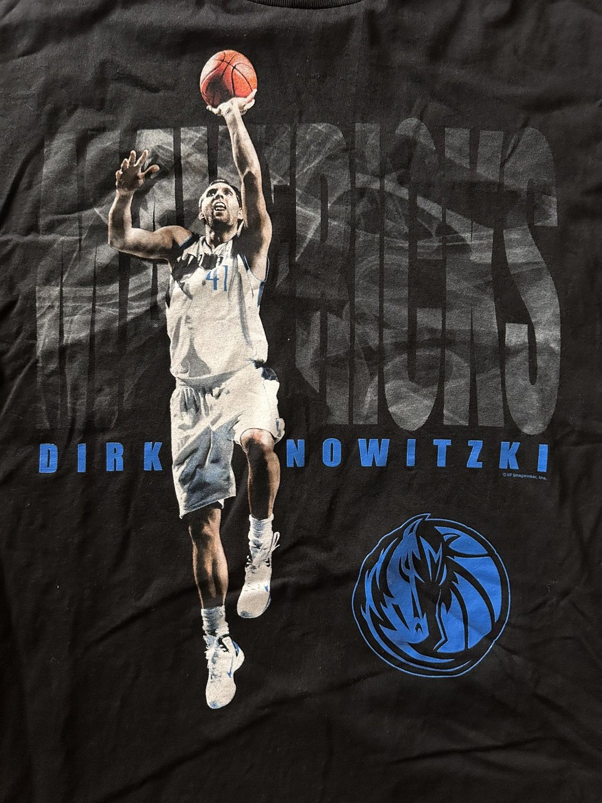 Alstyle vintage Mavs Dirk shirt Size US XXL / EU 58 / 5 - 2 Thumbnail